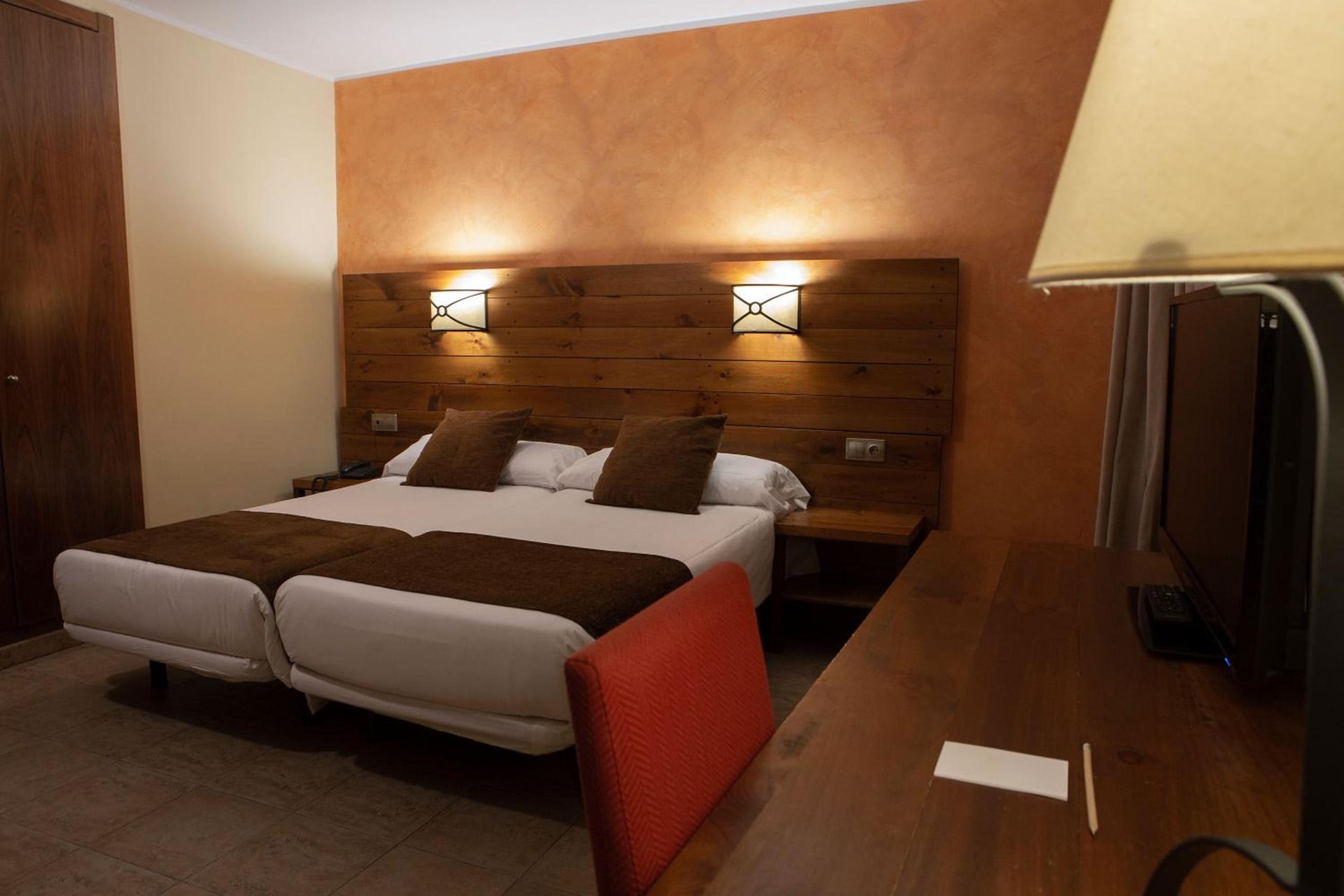 hotel room
