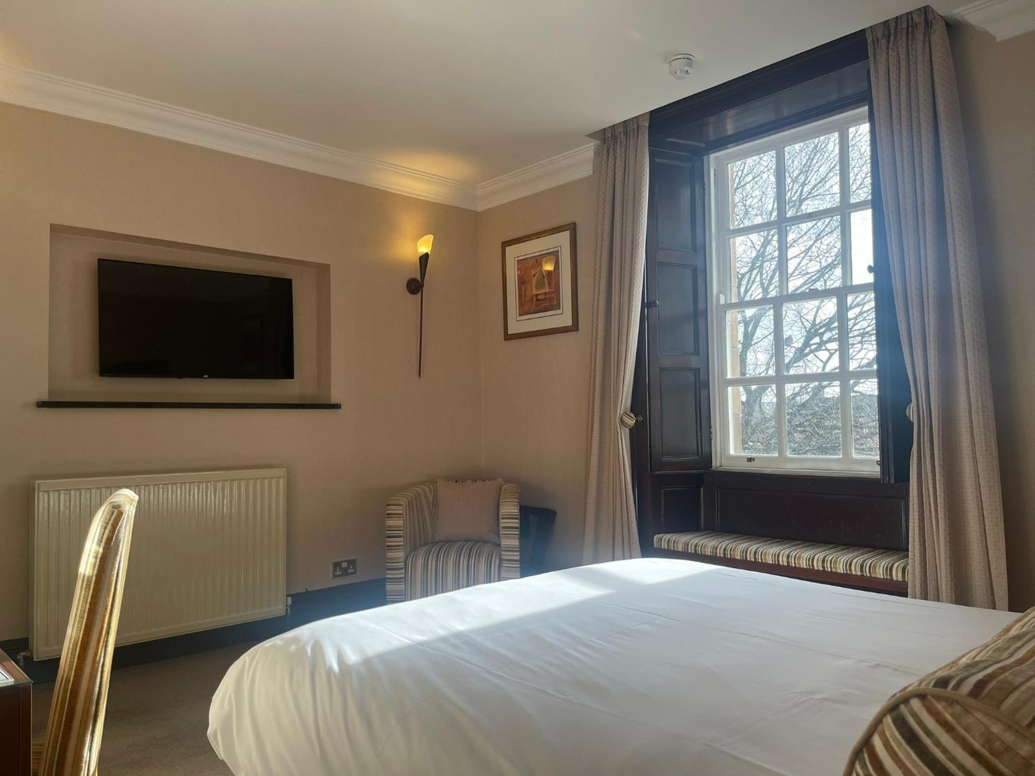 The Mansefield Hotel
