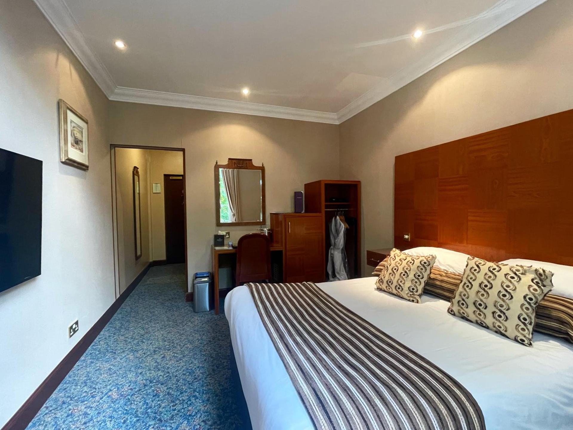 The Mansefield Hotel