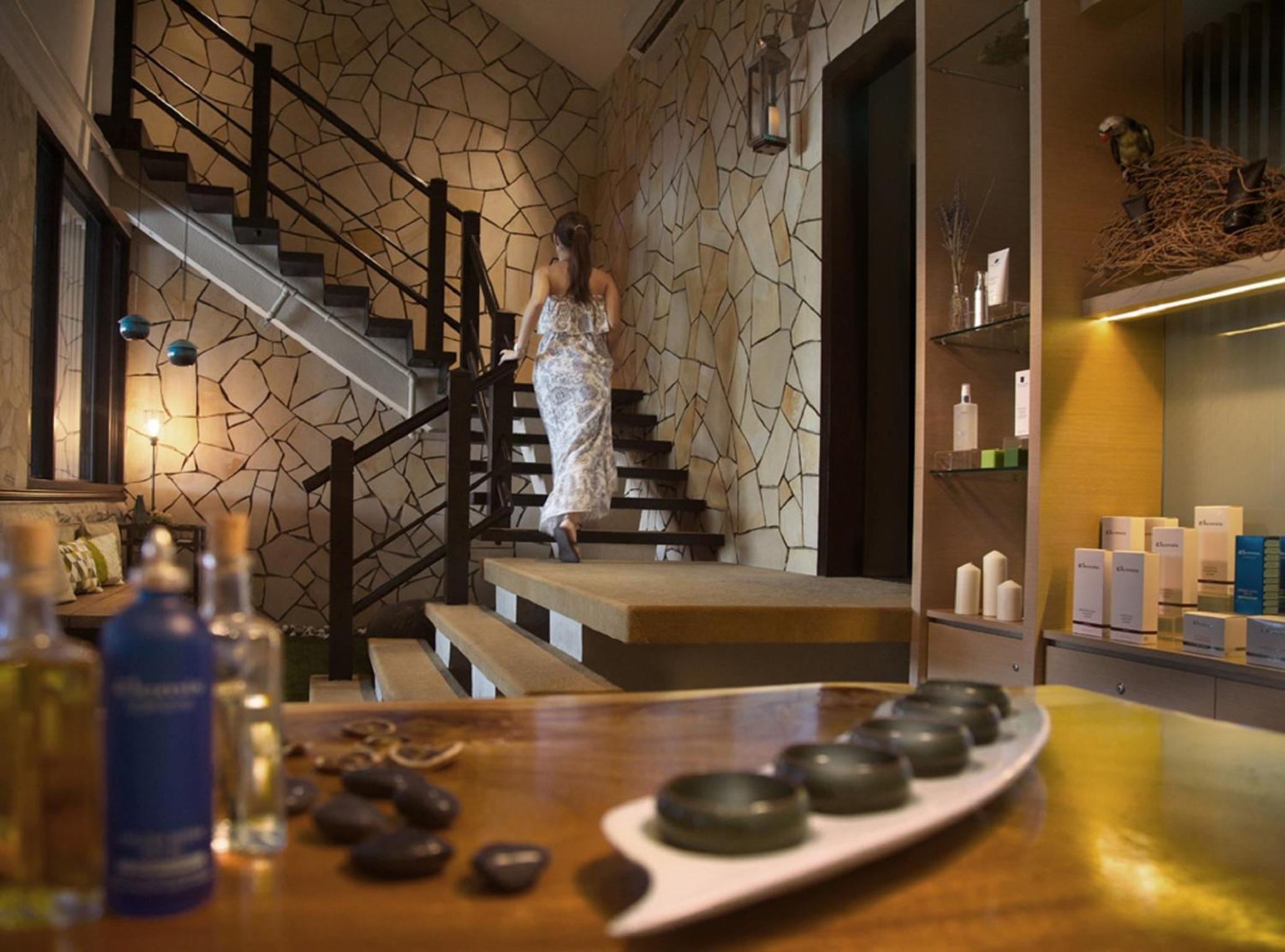 PARKROYAL Serviced Suites Singapore