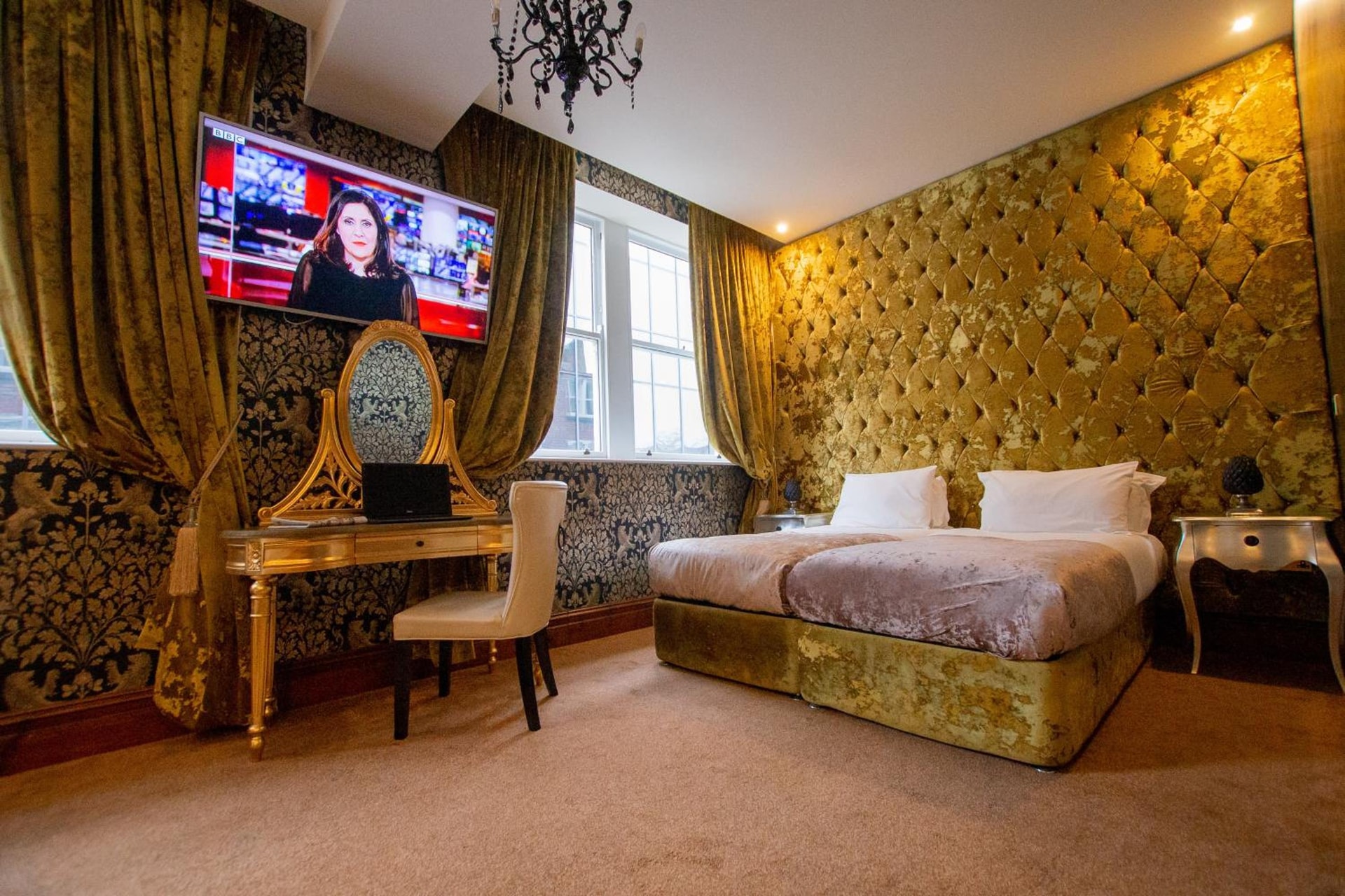 hotel room
