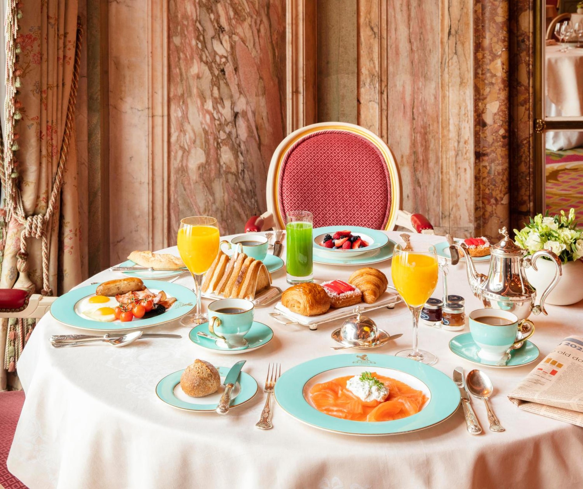 breakfast buffet