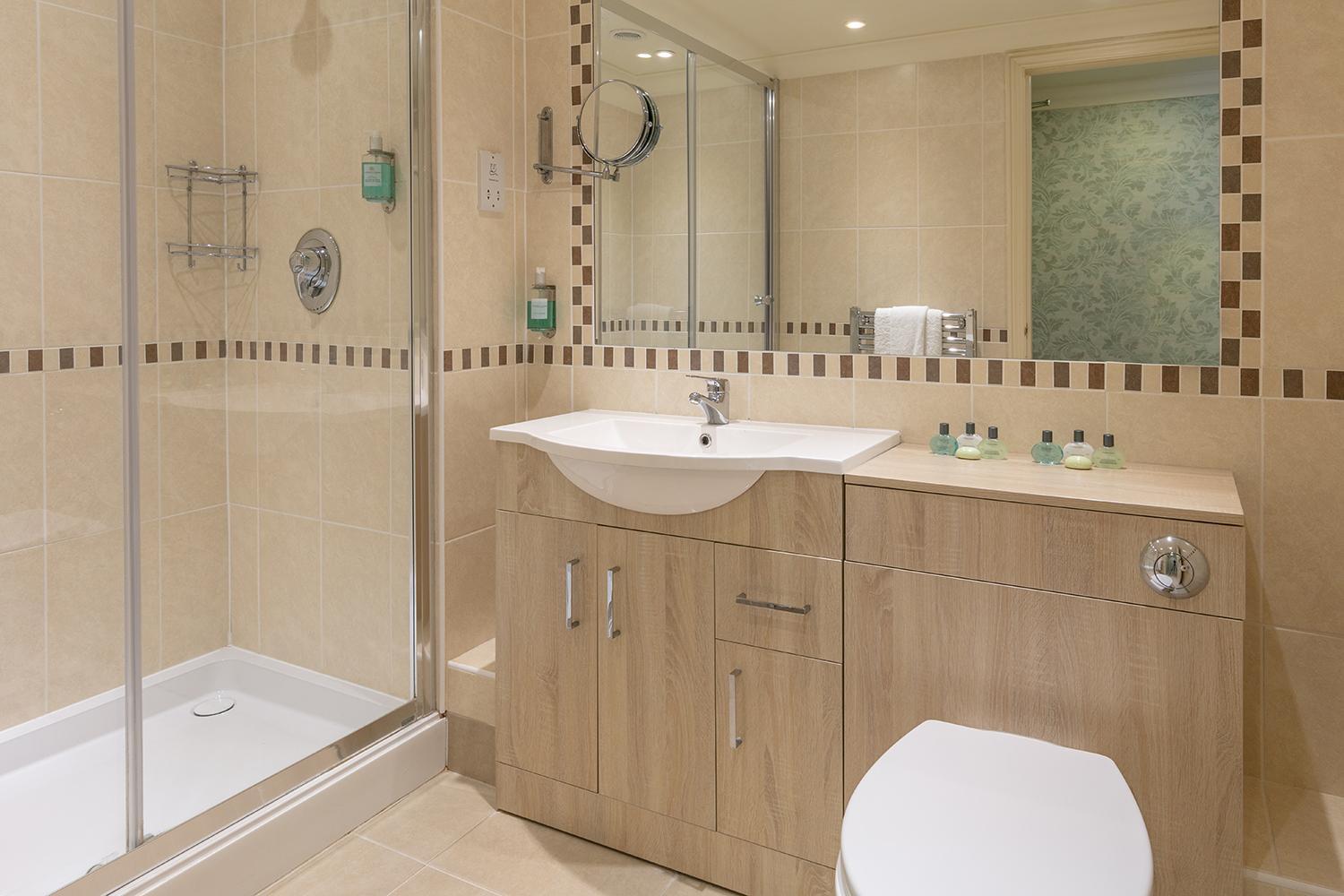 Knights Hill Hotel & Spa