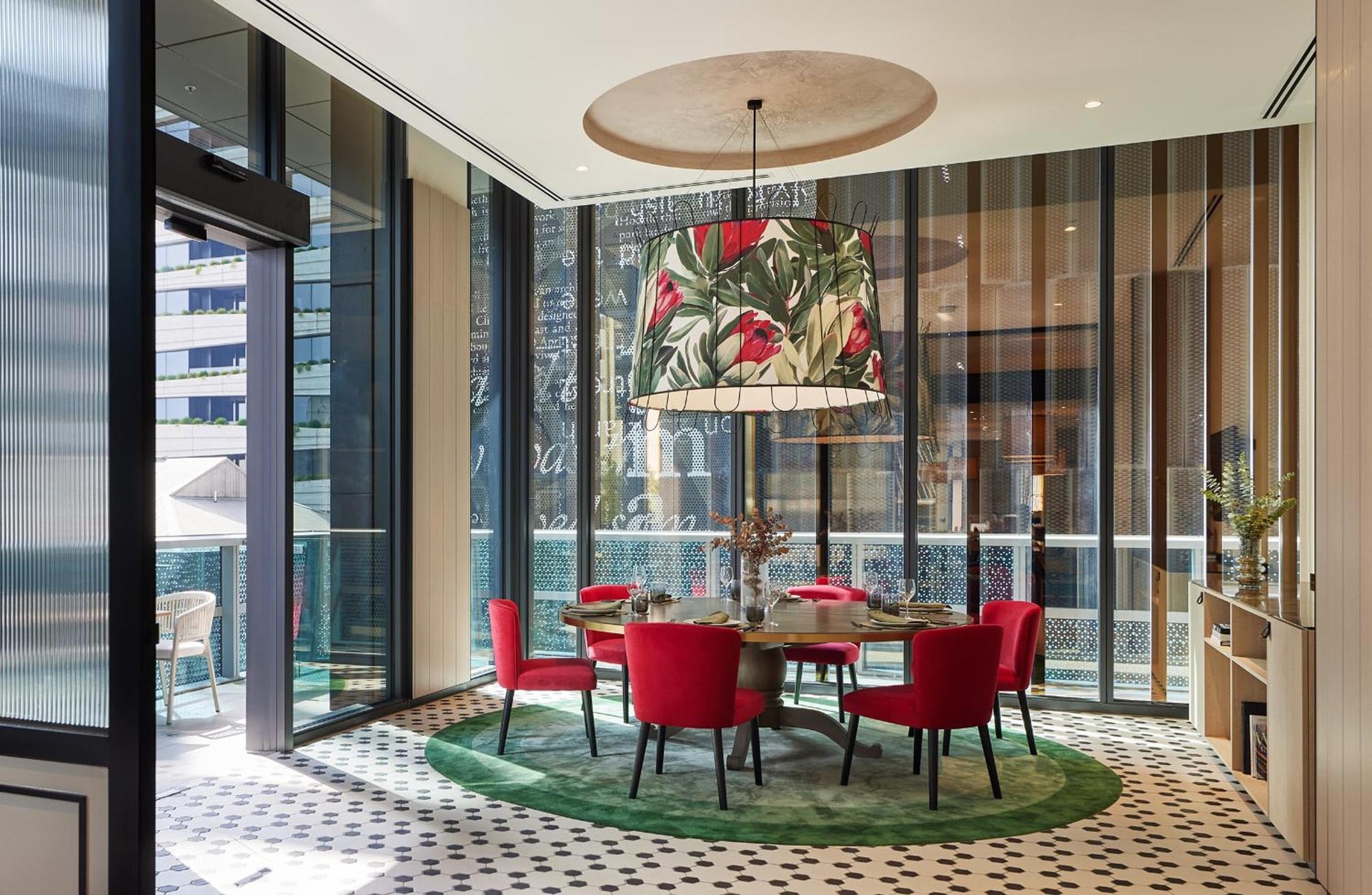 dining