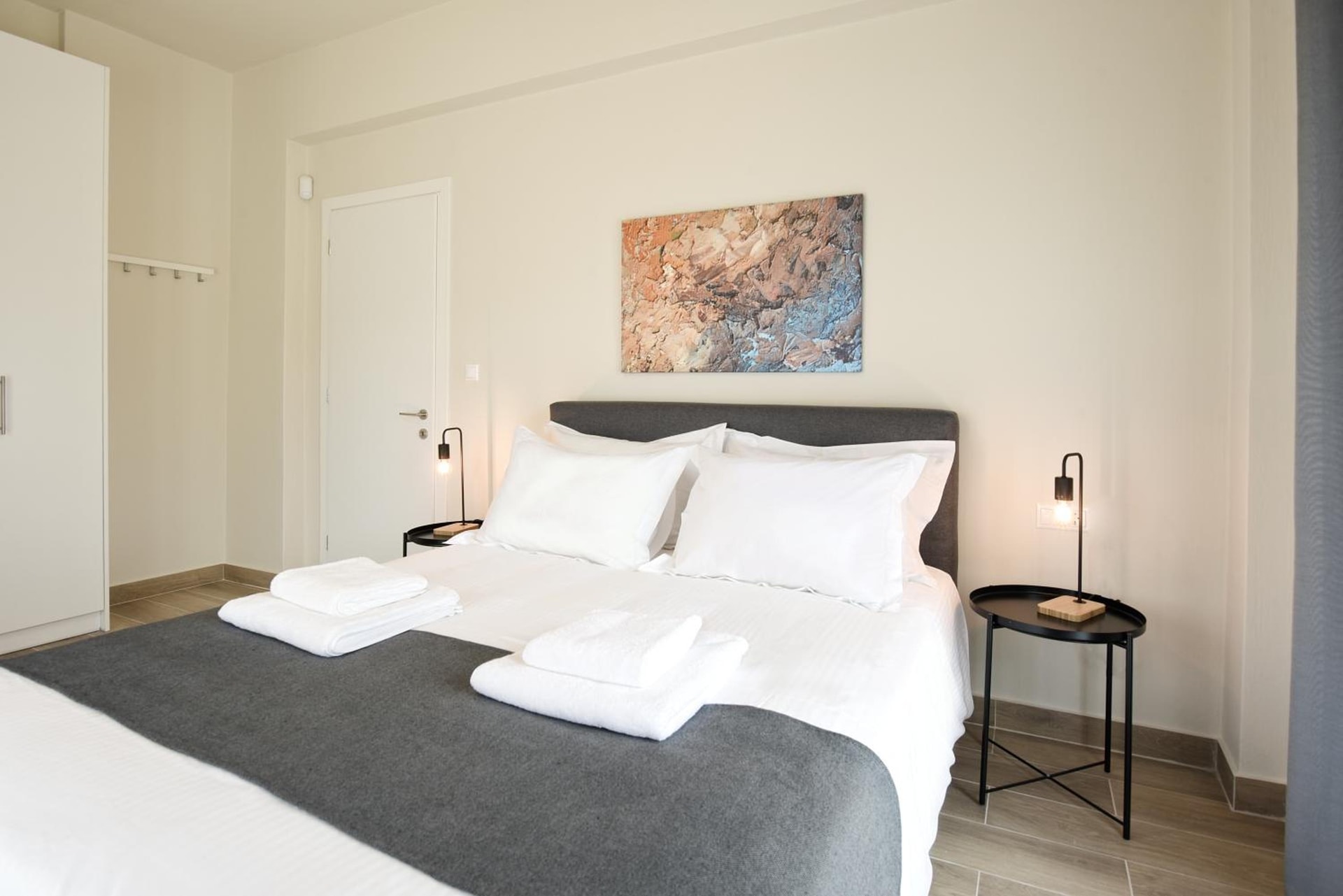Aellō luxury apartments