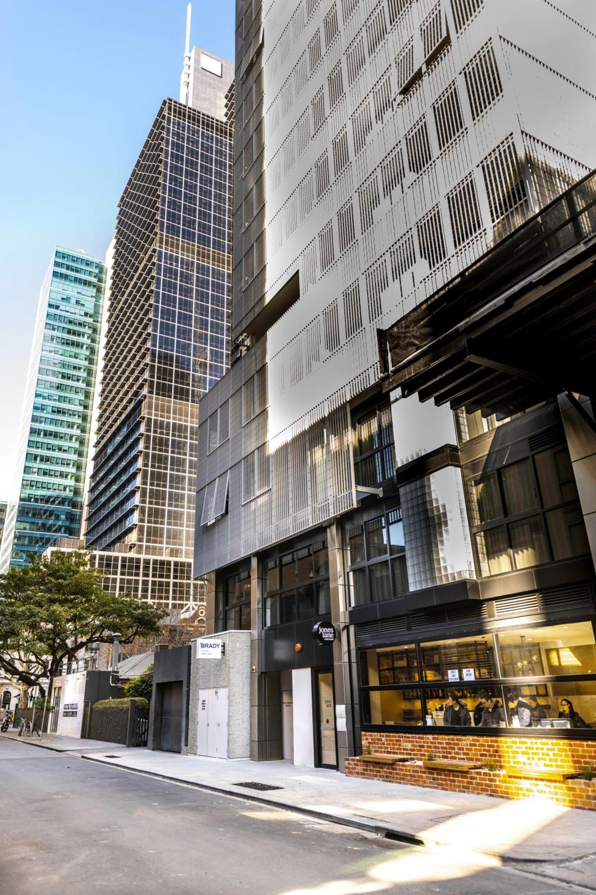 Brady Hotels Jones Lane