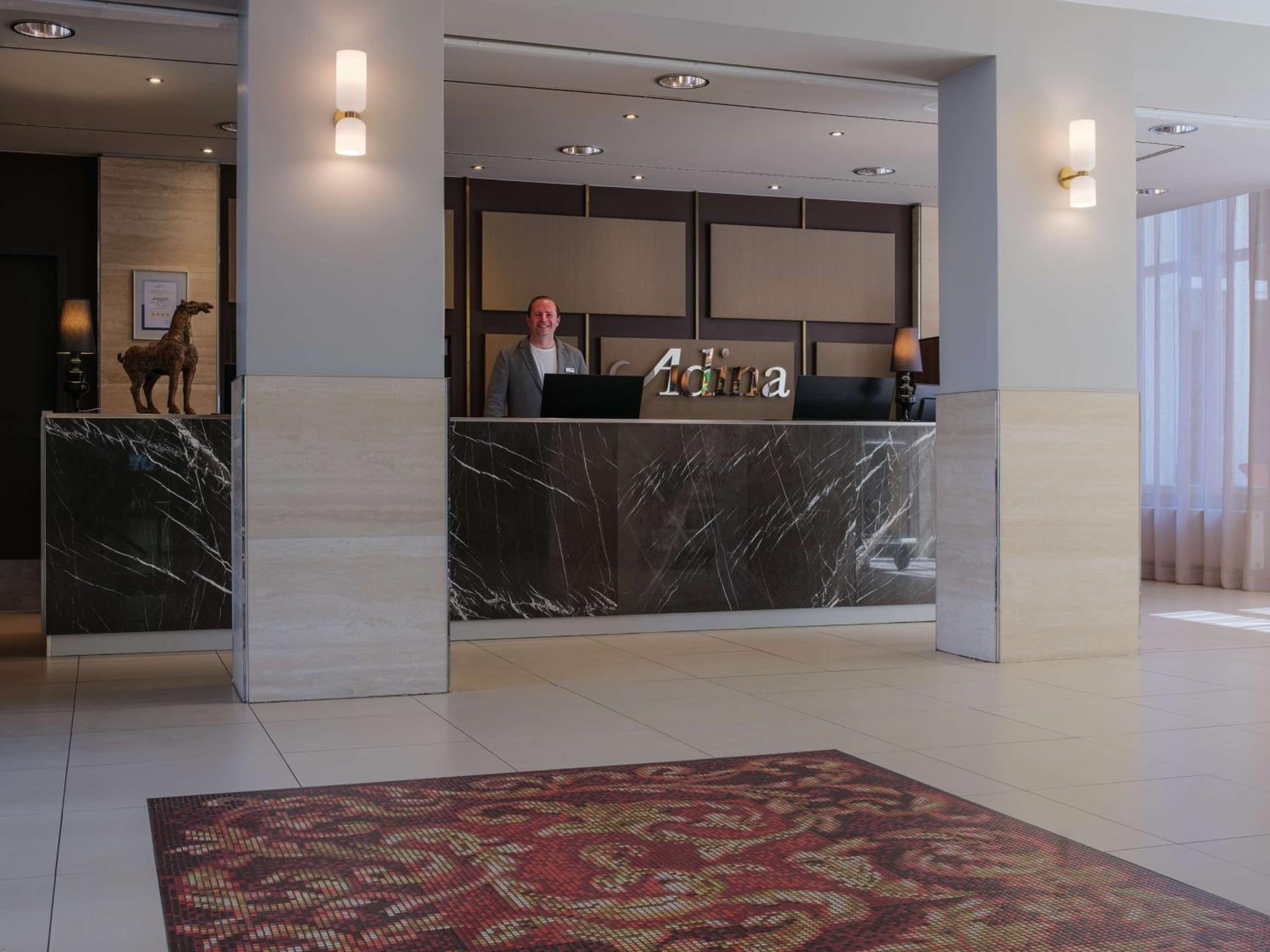 Adina Apartment Hotel Berlin Checkpoint Charlie