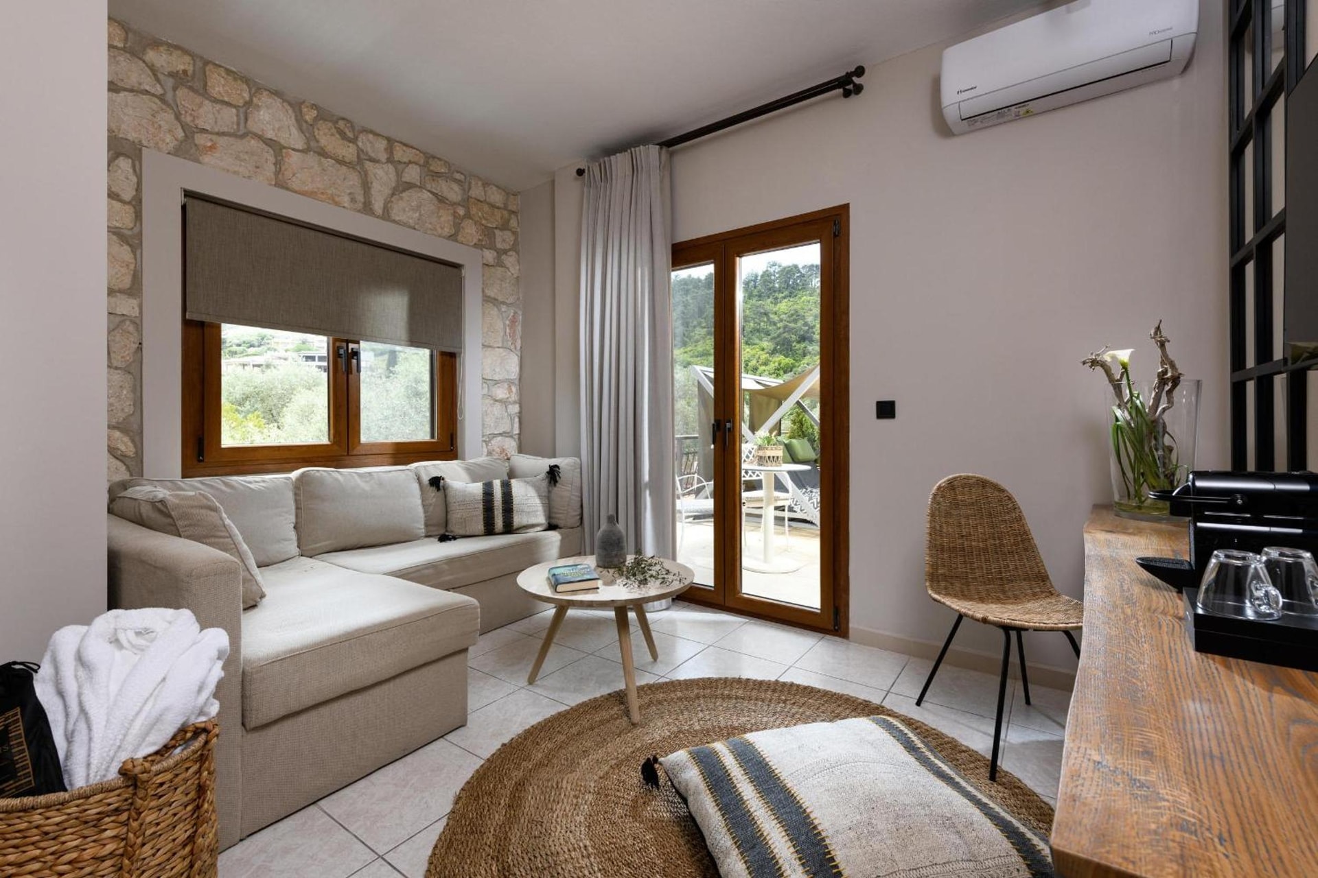 Nikoleta Hotel and Villas