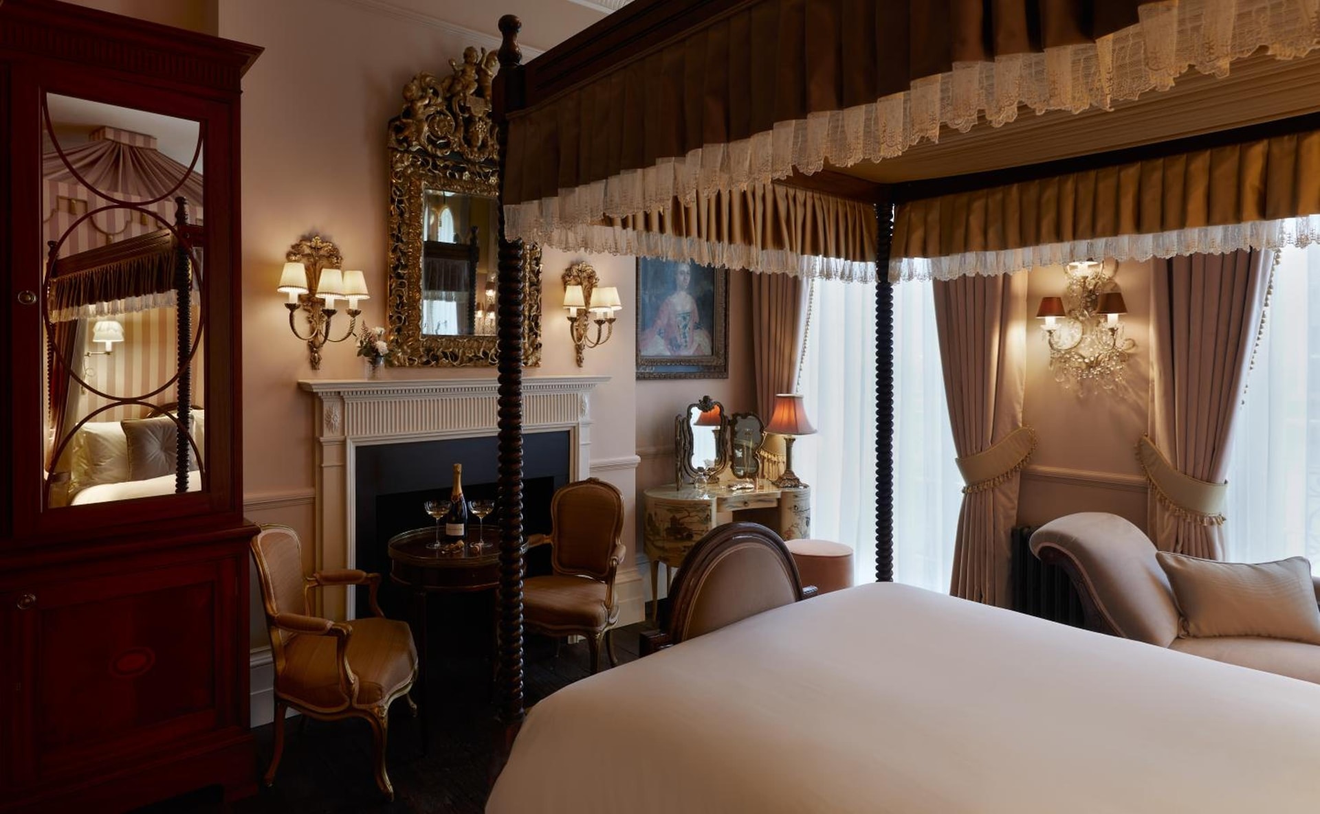 Henrys Townhouse Marylebone, London