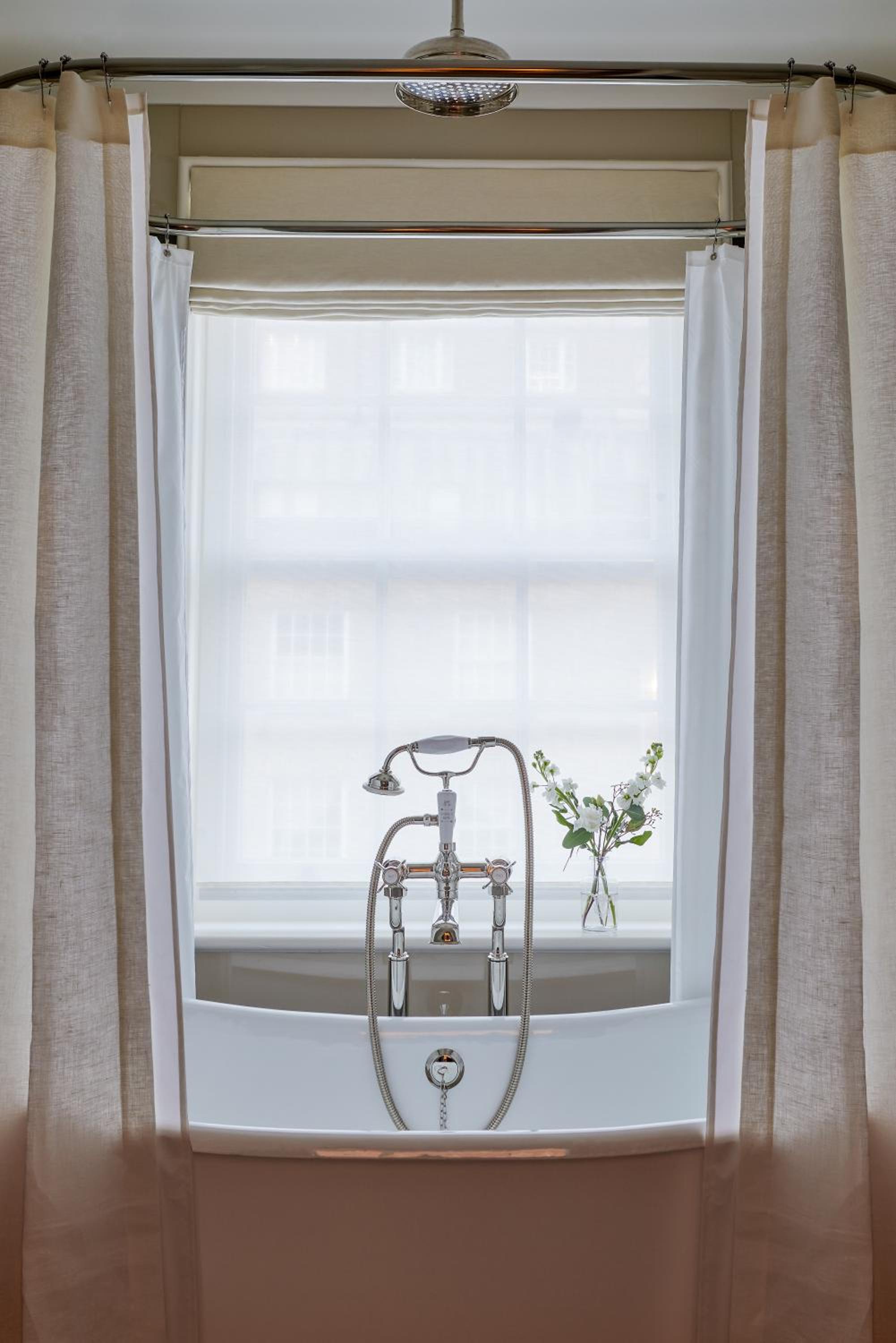 Henrys Townhouse Marylebone, London