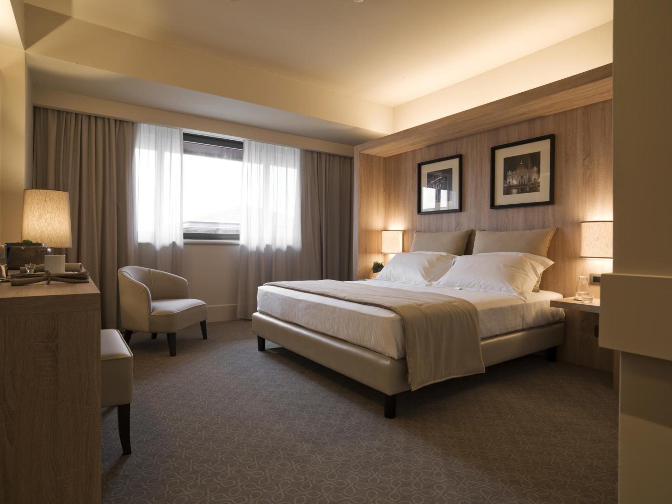 A.Roma Lifestyle Hotel