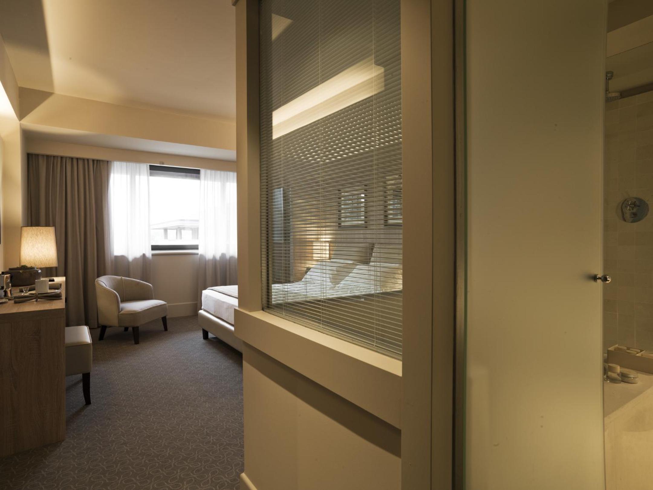 A.Roma Lifestyle Hotel
