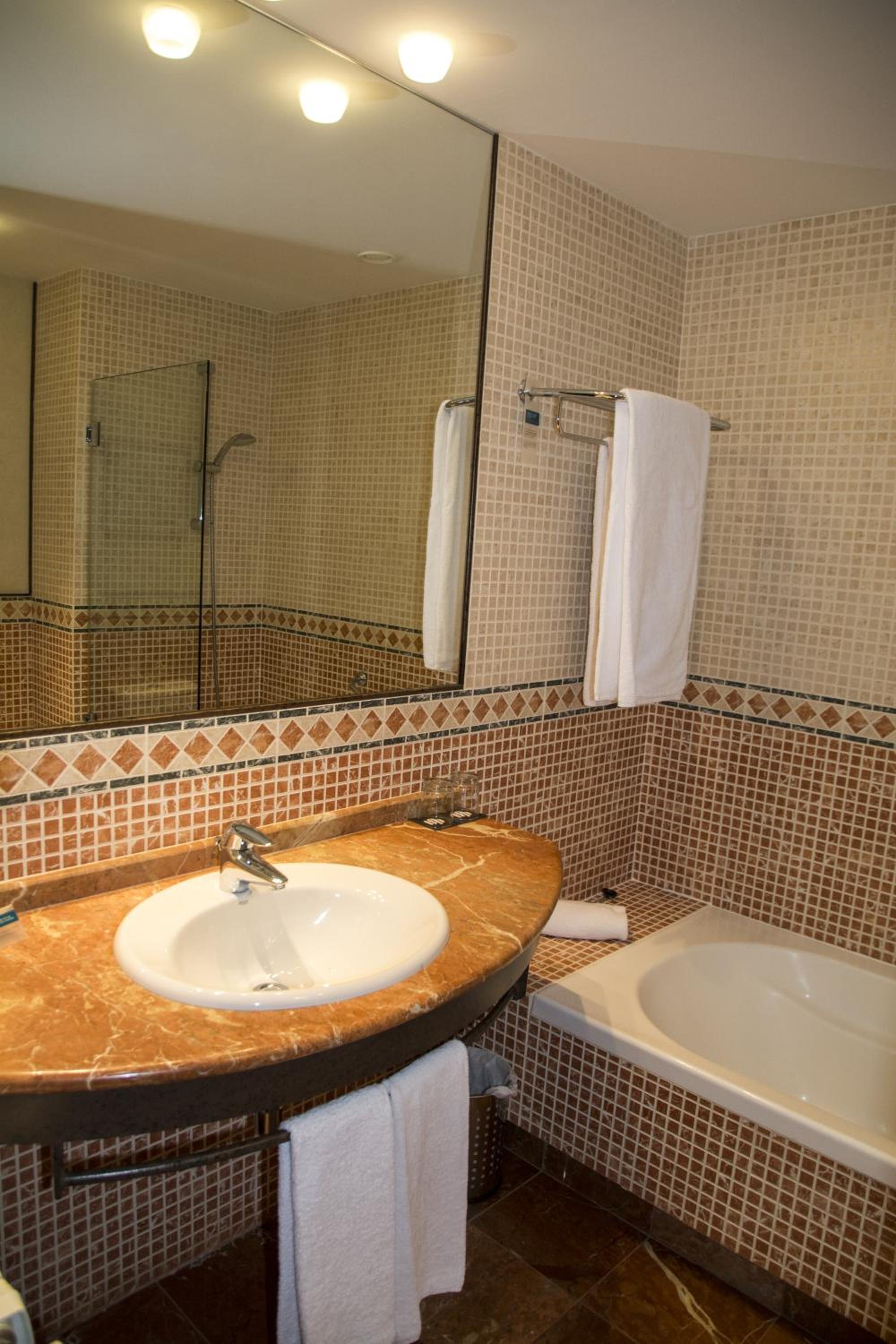 Hotel Nuevo Portil Golf