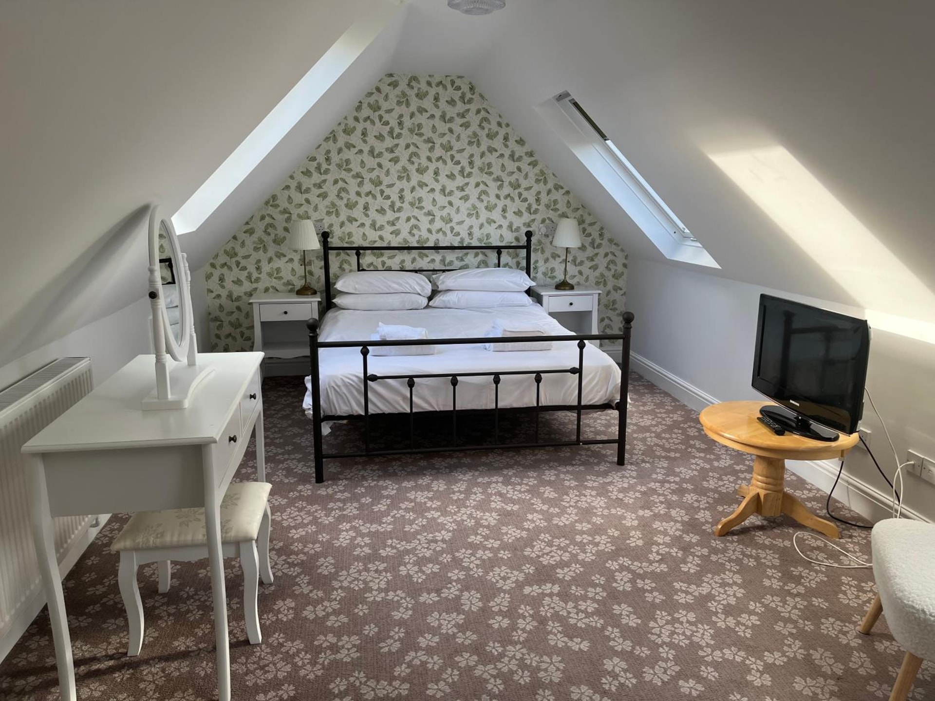 Penny Farthing Hotel & Cottages