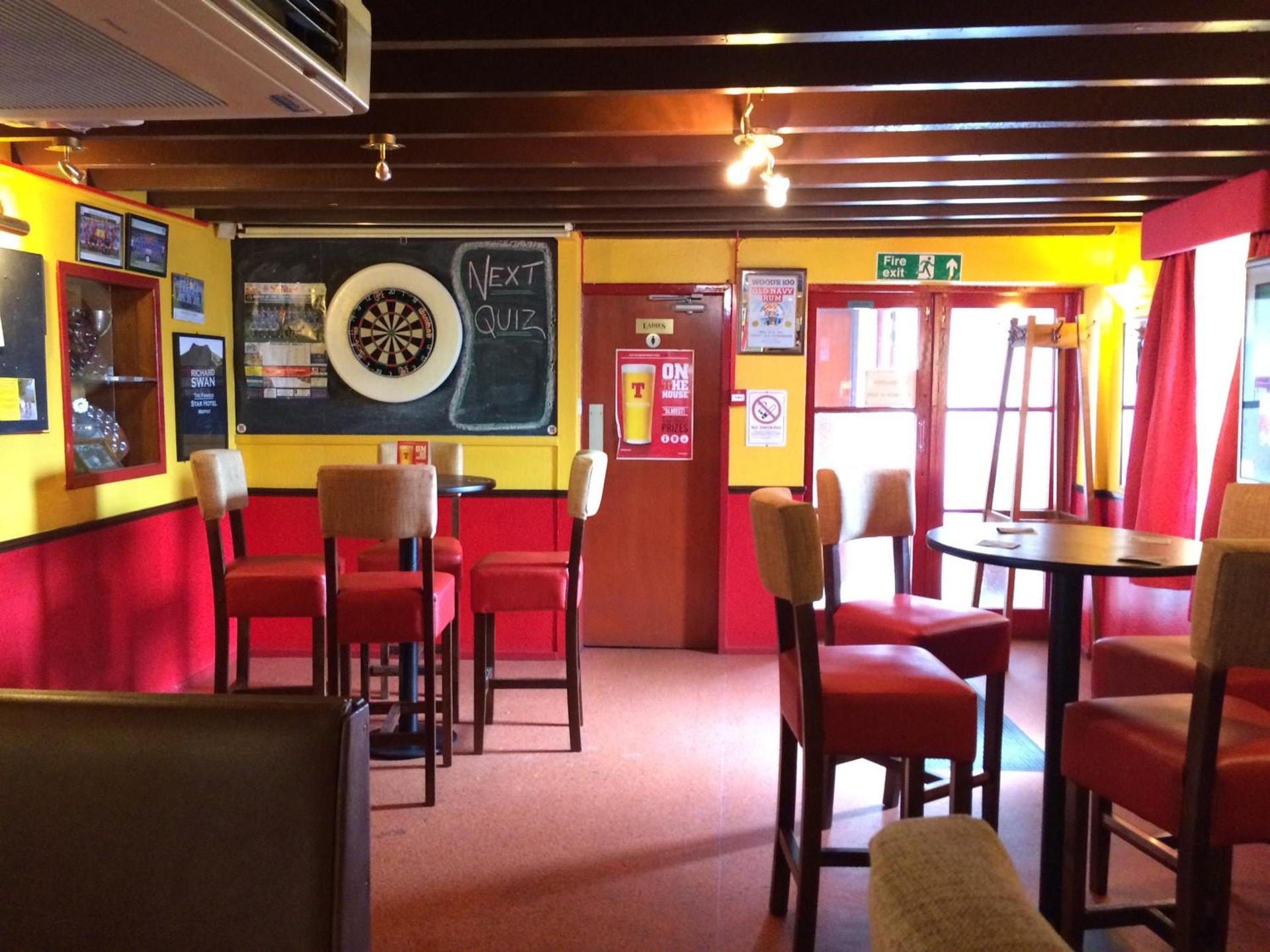 The Famous Star Hotel Moffat