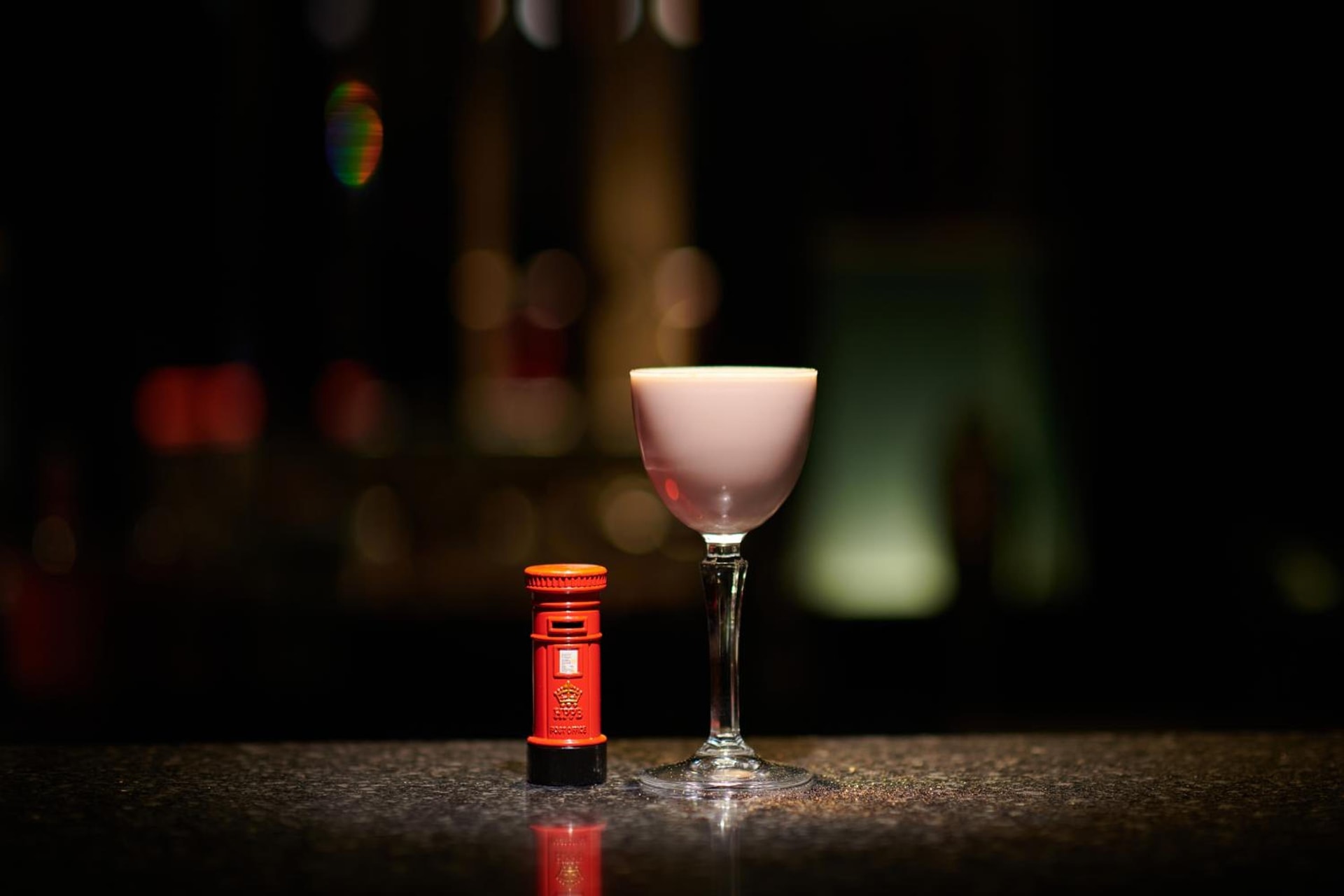 bar