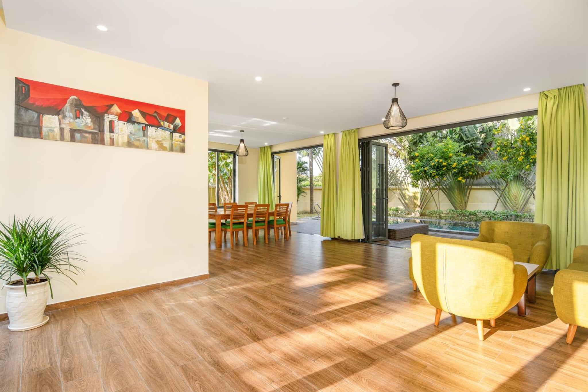 Hoa Co Villa - Garden & Poolview