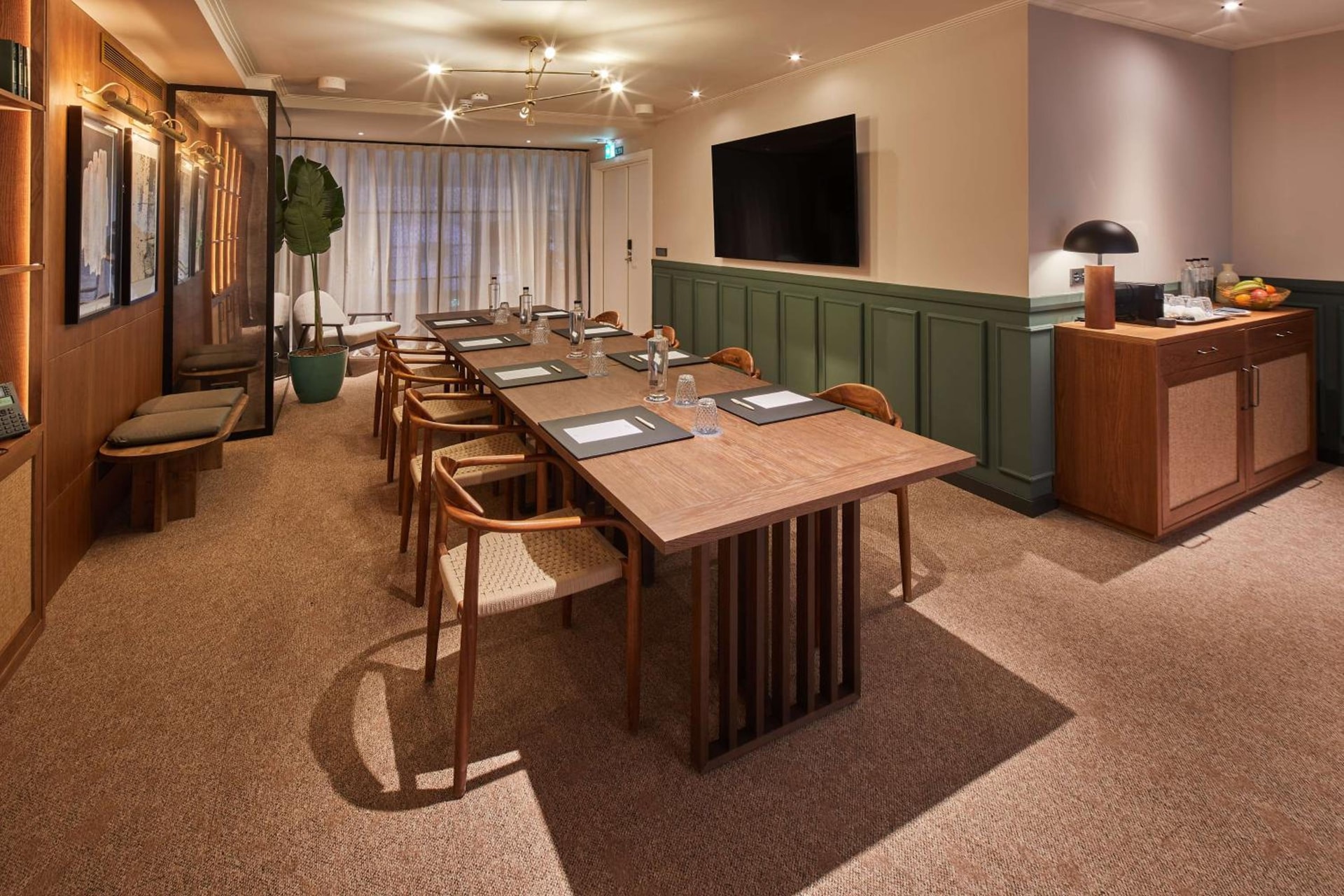 meeting & event spaces