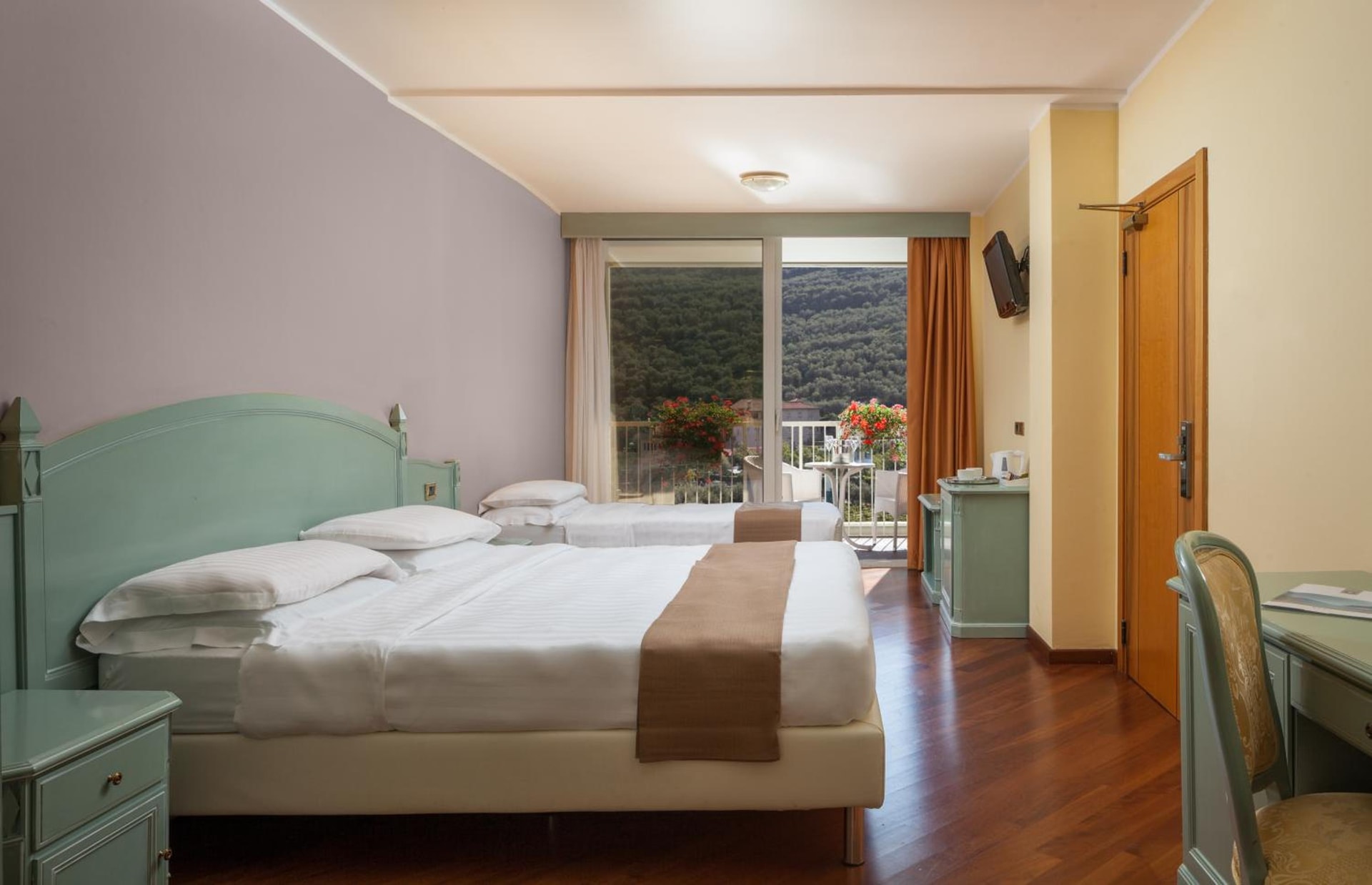 hotel room