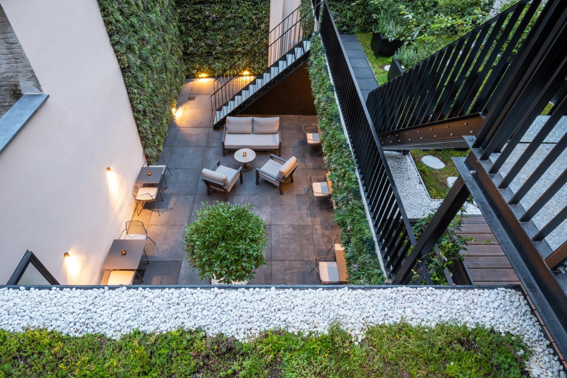 ONE TWO FOUR - Hotel & Spa