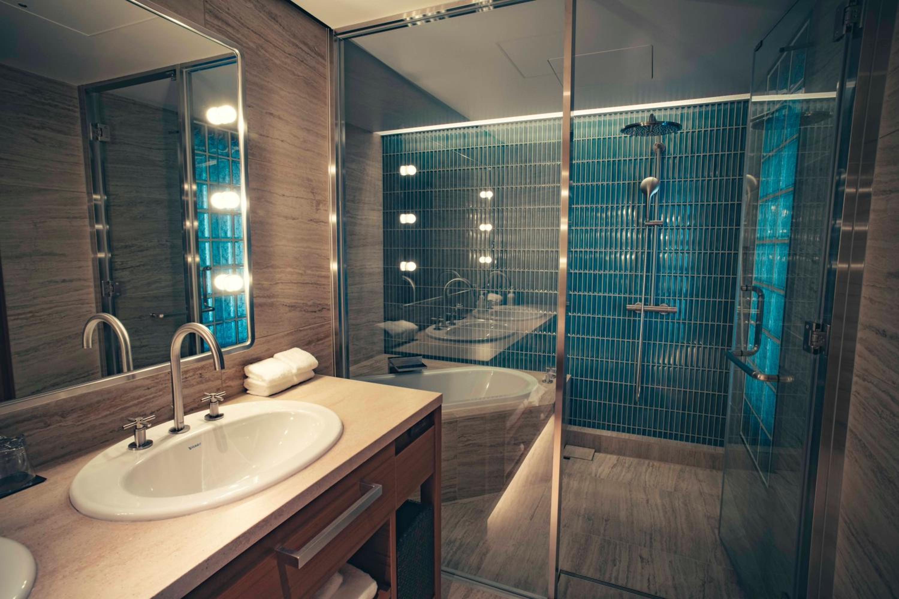 THE AOYAMA GRAND HOTEL