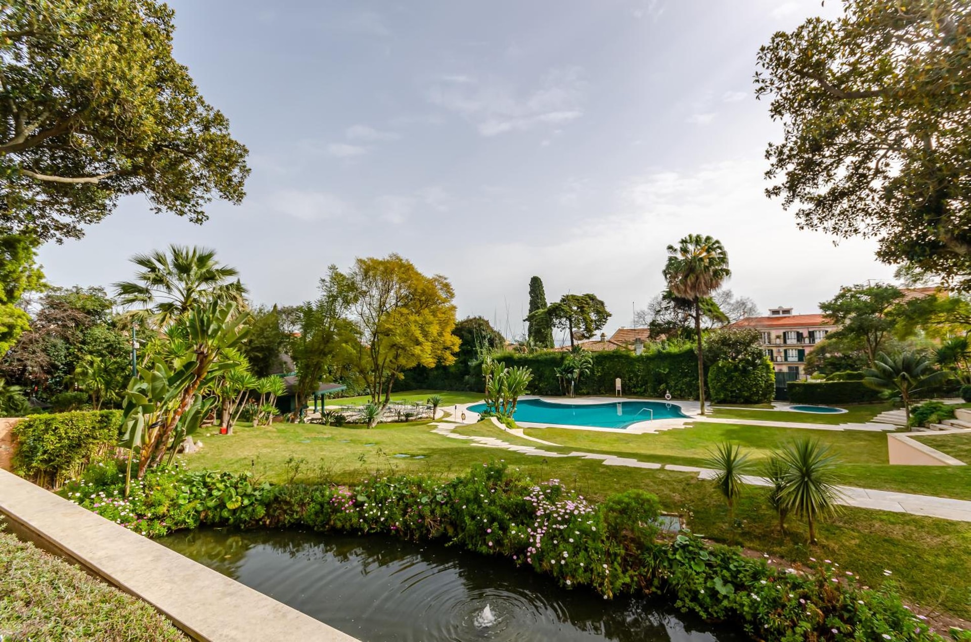 Olissippo Lapa Palace – The Leading Hotels of the World