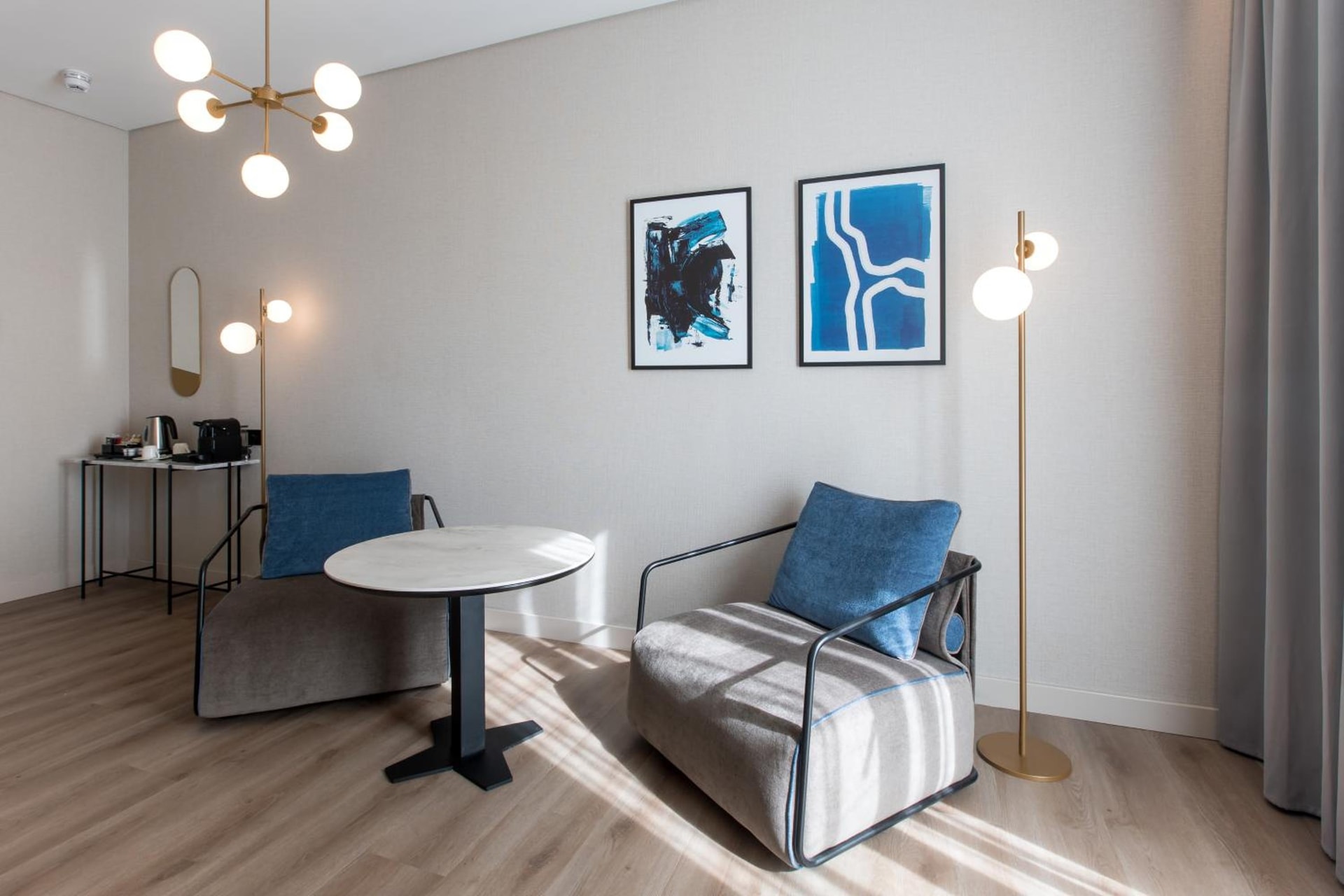 Hotel Giralda Center