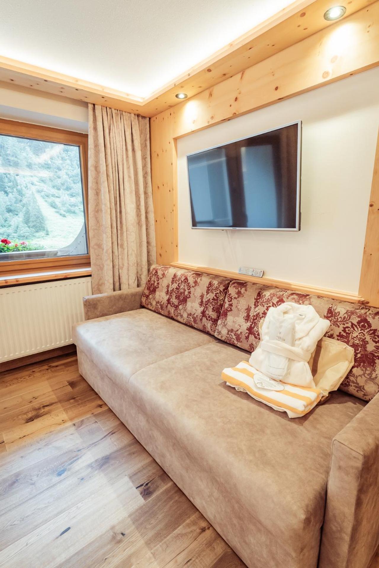Hotel Neuhintertux 4 Sterne superior