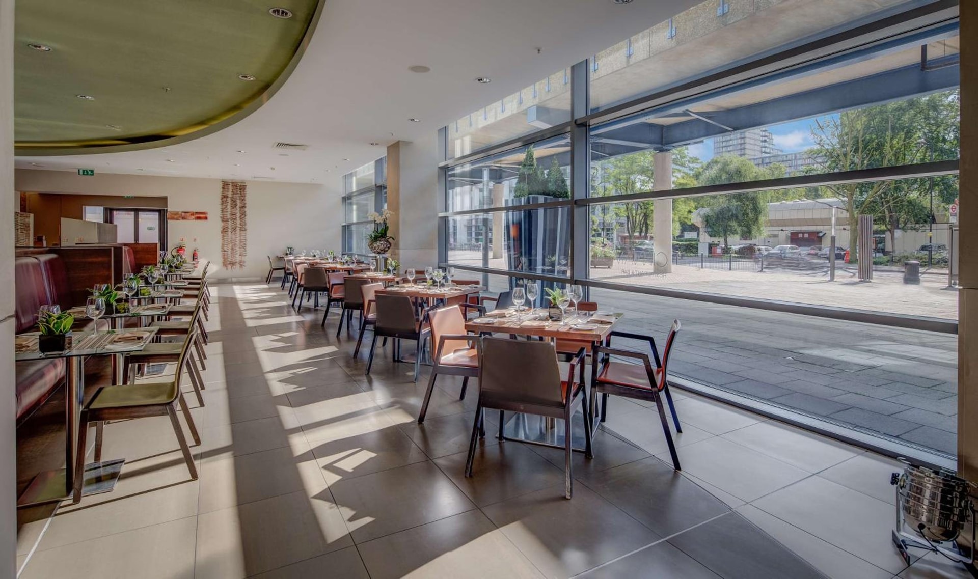 restaurant