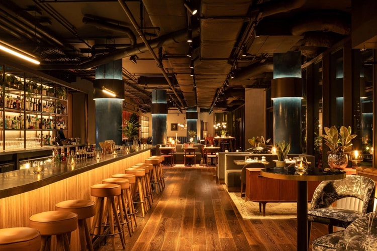 bar