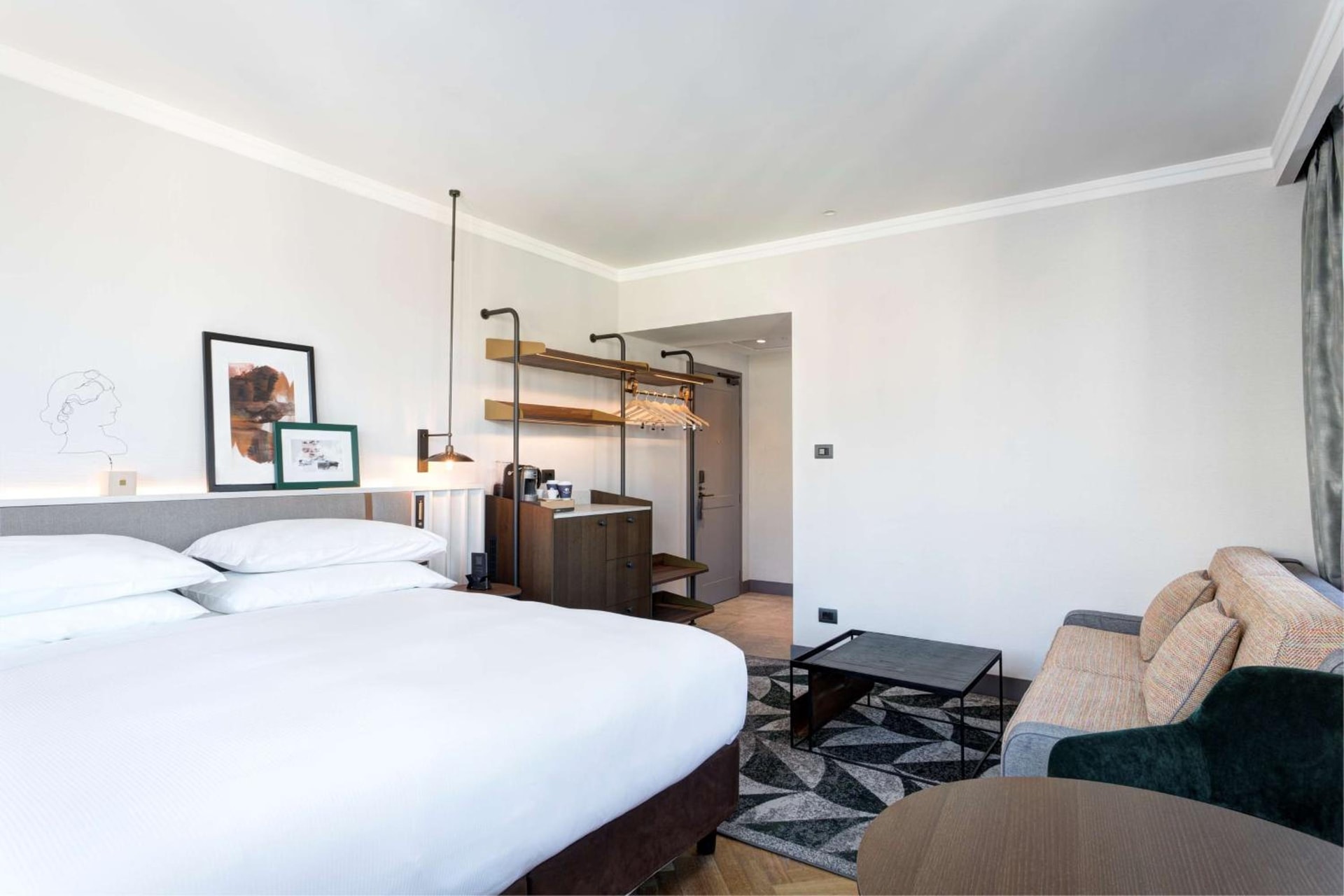 DoubleTree By Hilton Rome Monti