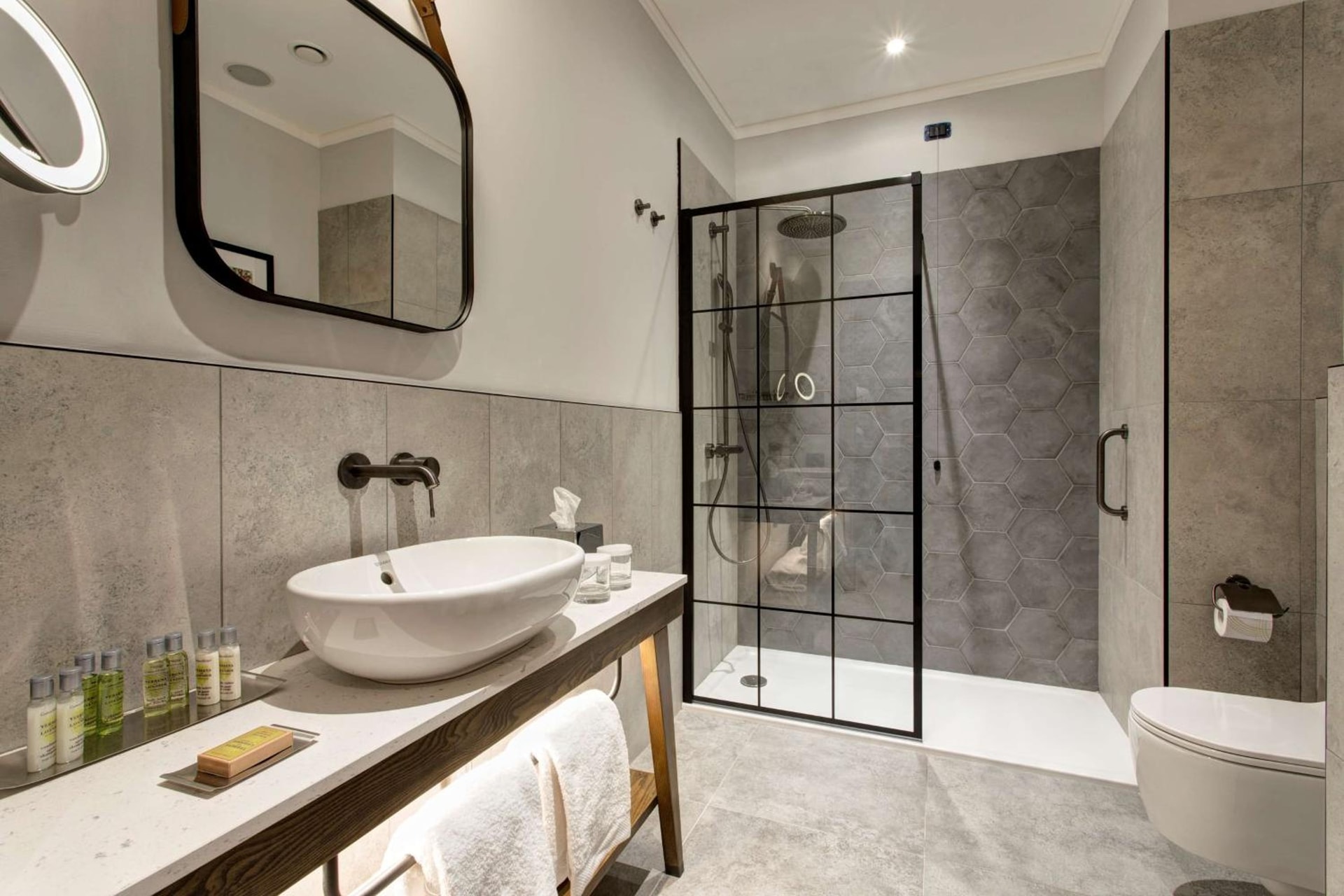 DoubleTree By Hilton Rome Monti
