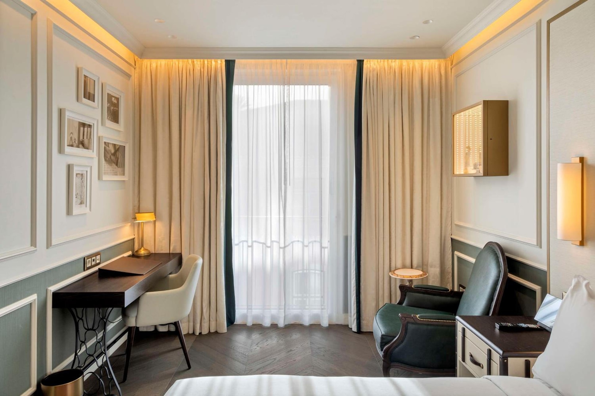 The Emerald House Lisbon - Curio Collection By Hilton