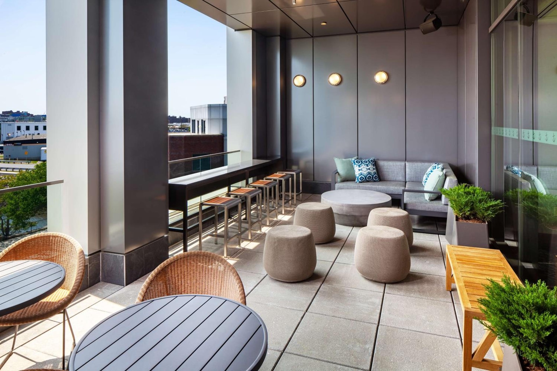 Hampton by Hilton at the Boston Seaport District