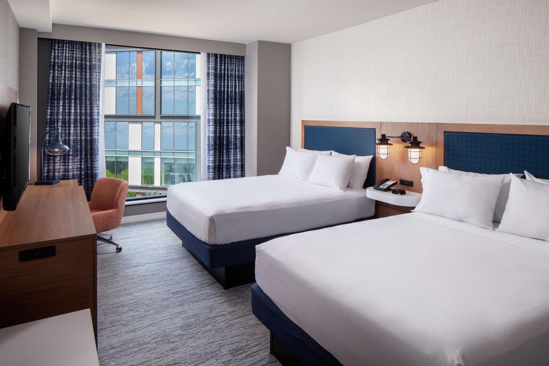 Hampton by Hilton at the Boston Seaport District