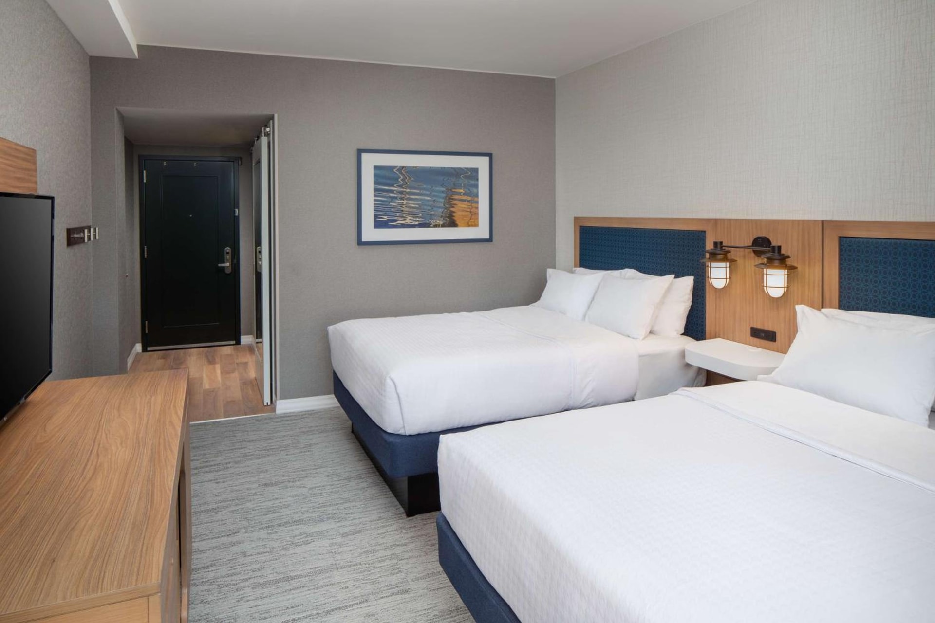 Hampton by Hilton at the Boston Seaport District