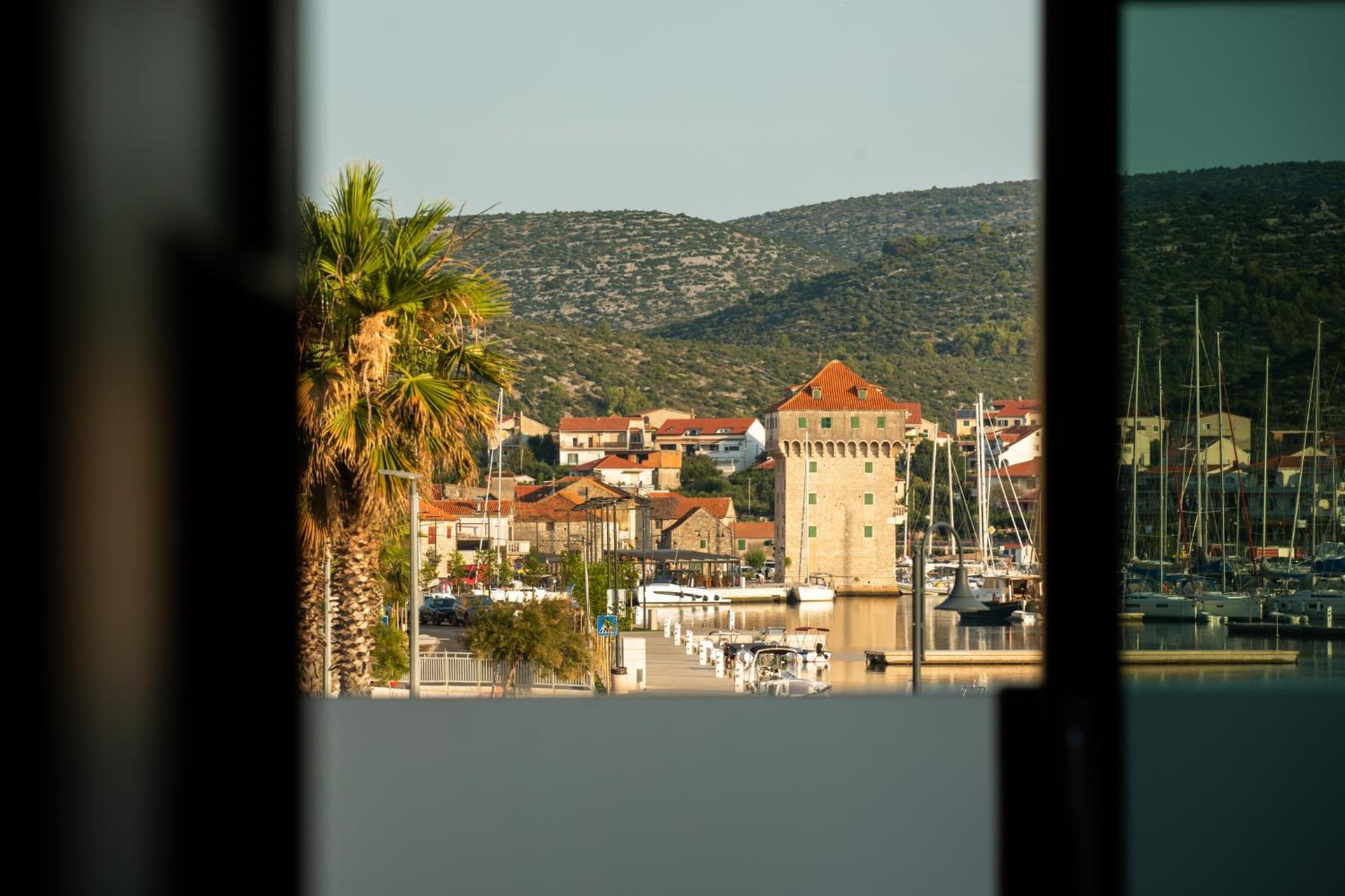 Marinus Beach Hotel