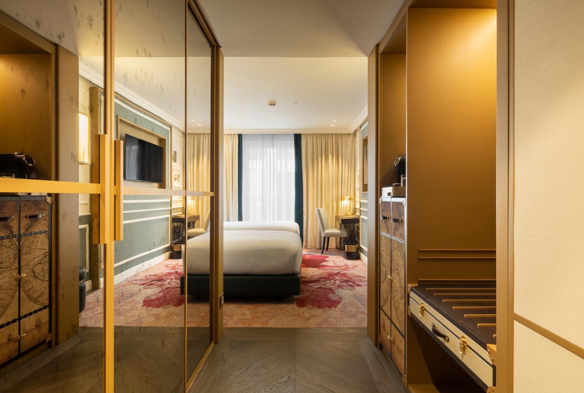 The Emerald House Lisbon - Curio Collection By Hilton