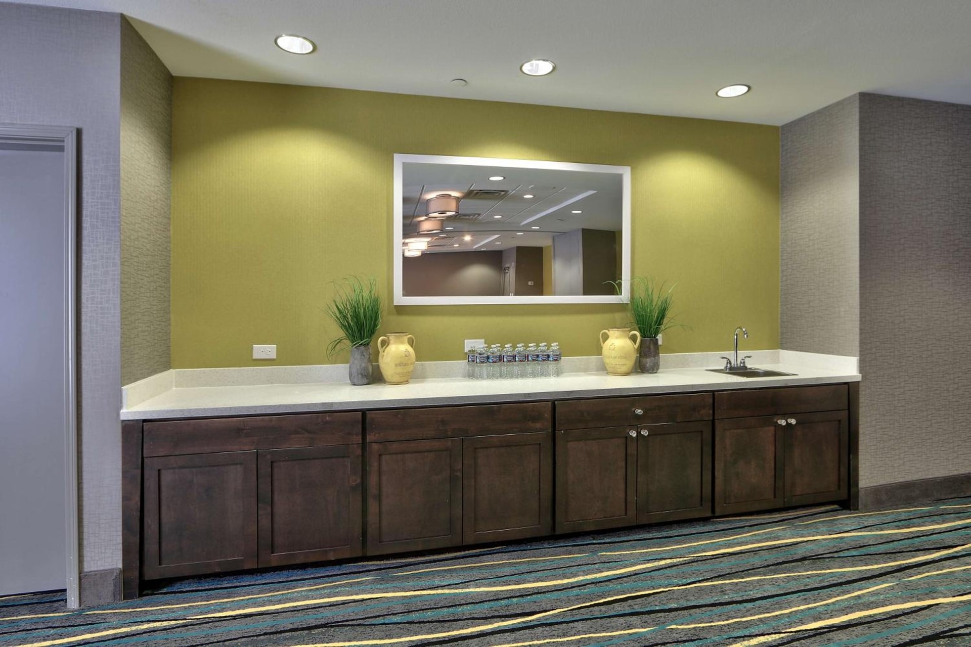 Hampton Inn & Suites Albuquerque Airport