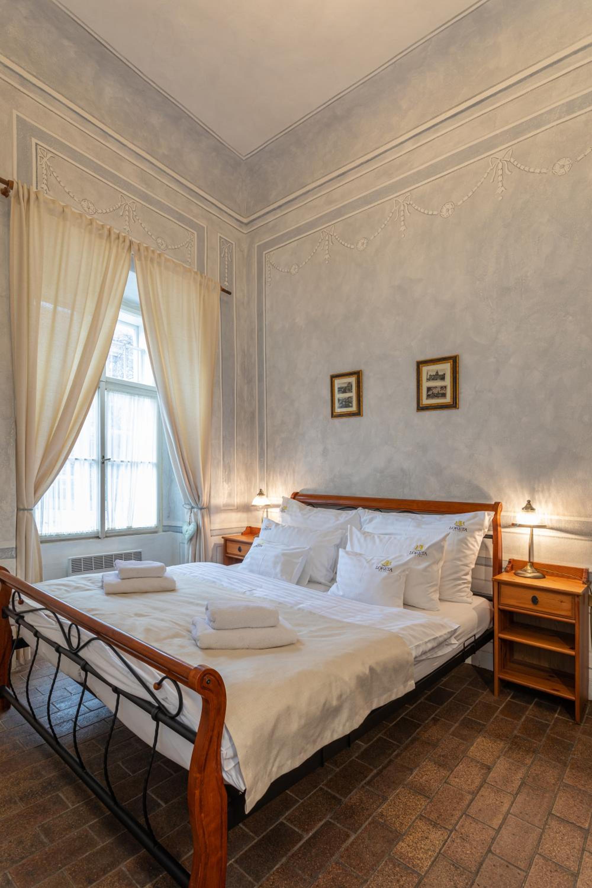 Loreta Hotel