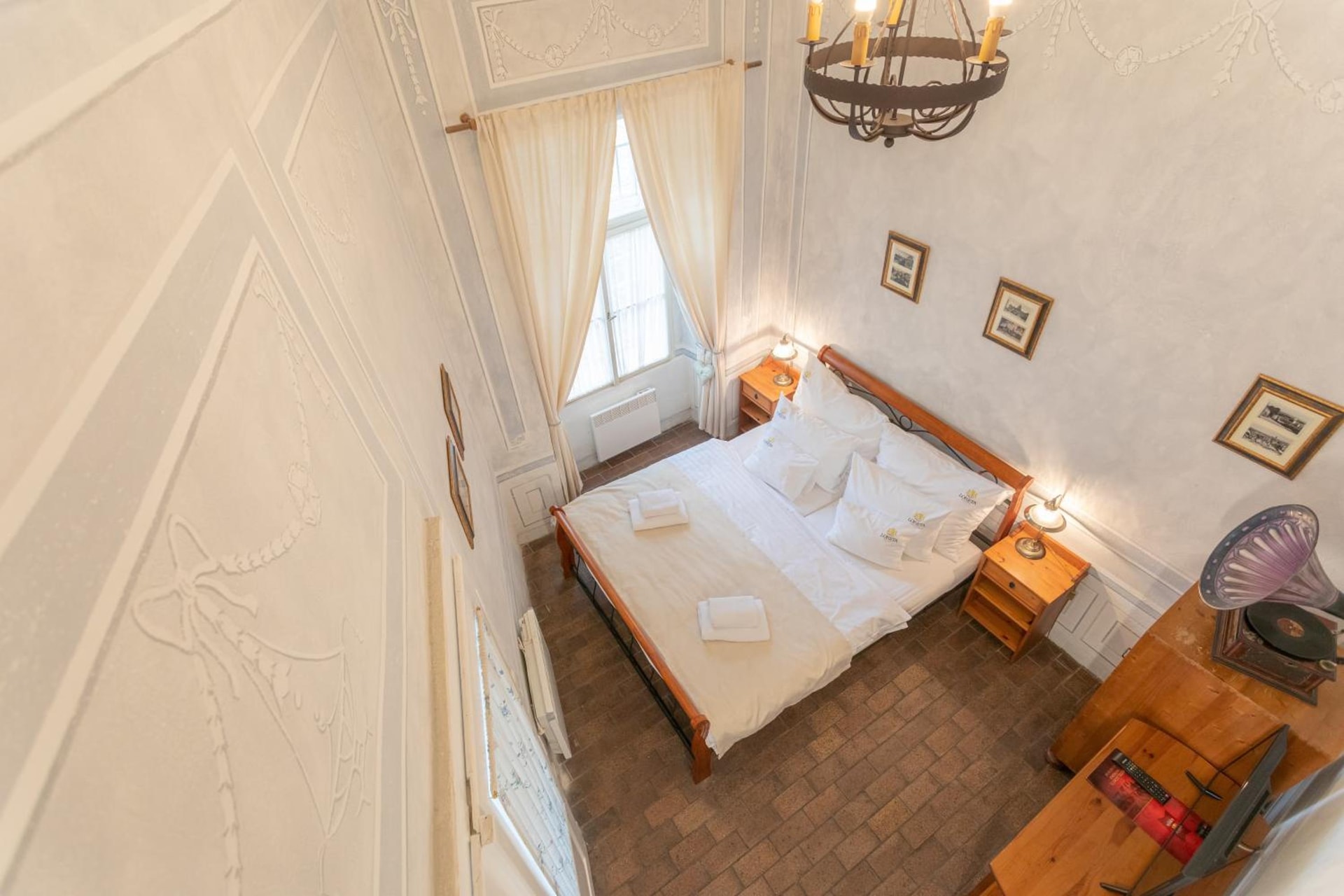 Loreta Hotel