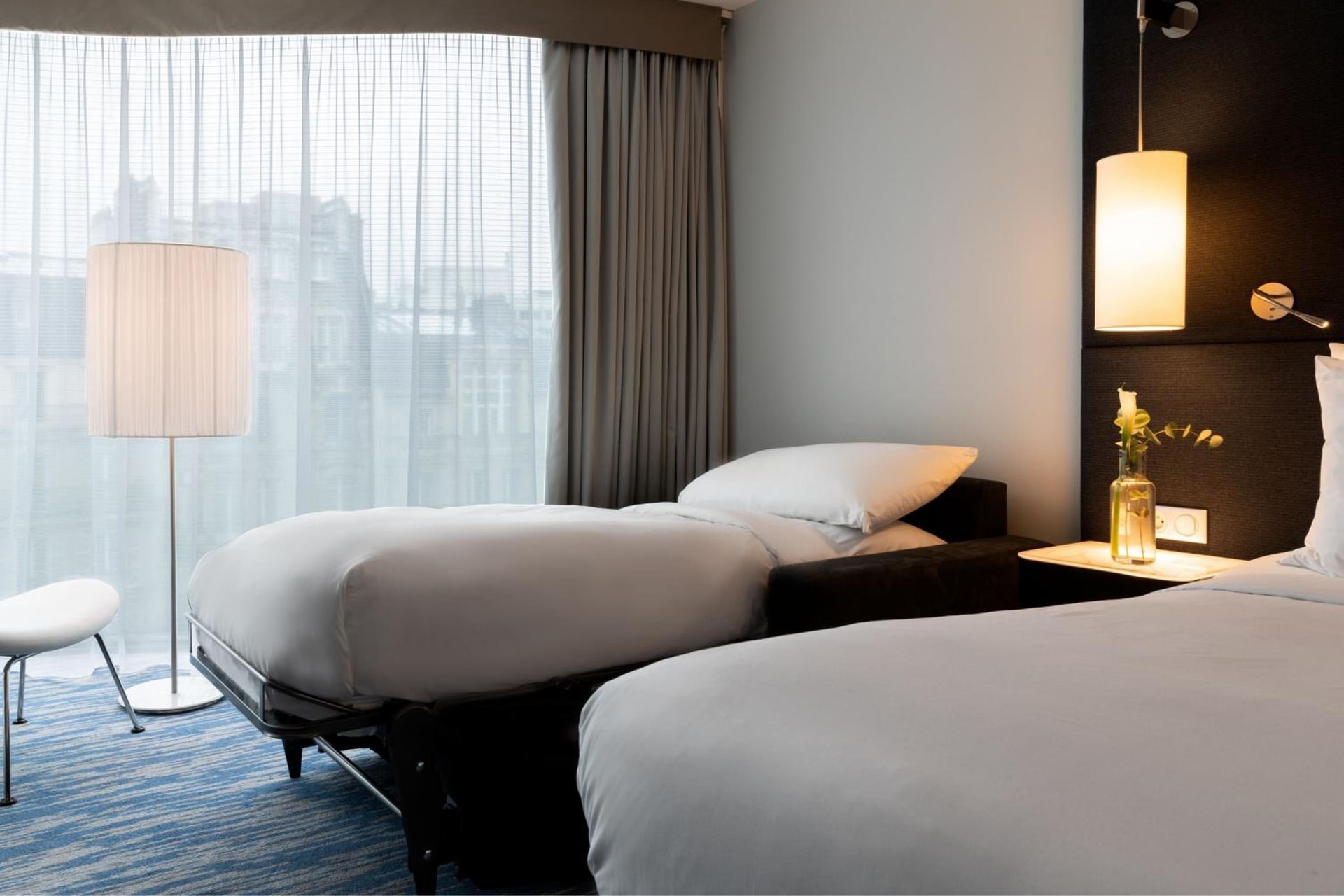Renaissance Paris Arc de Triomphe Hotel