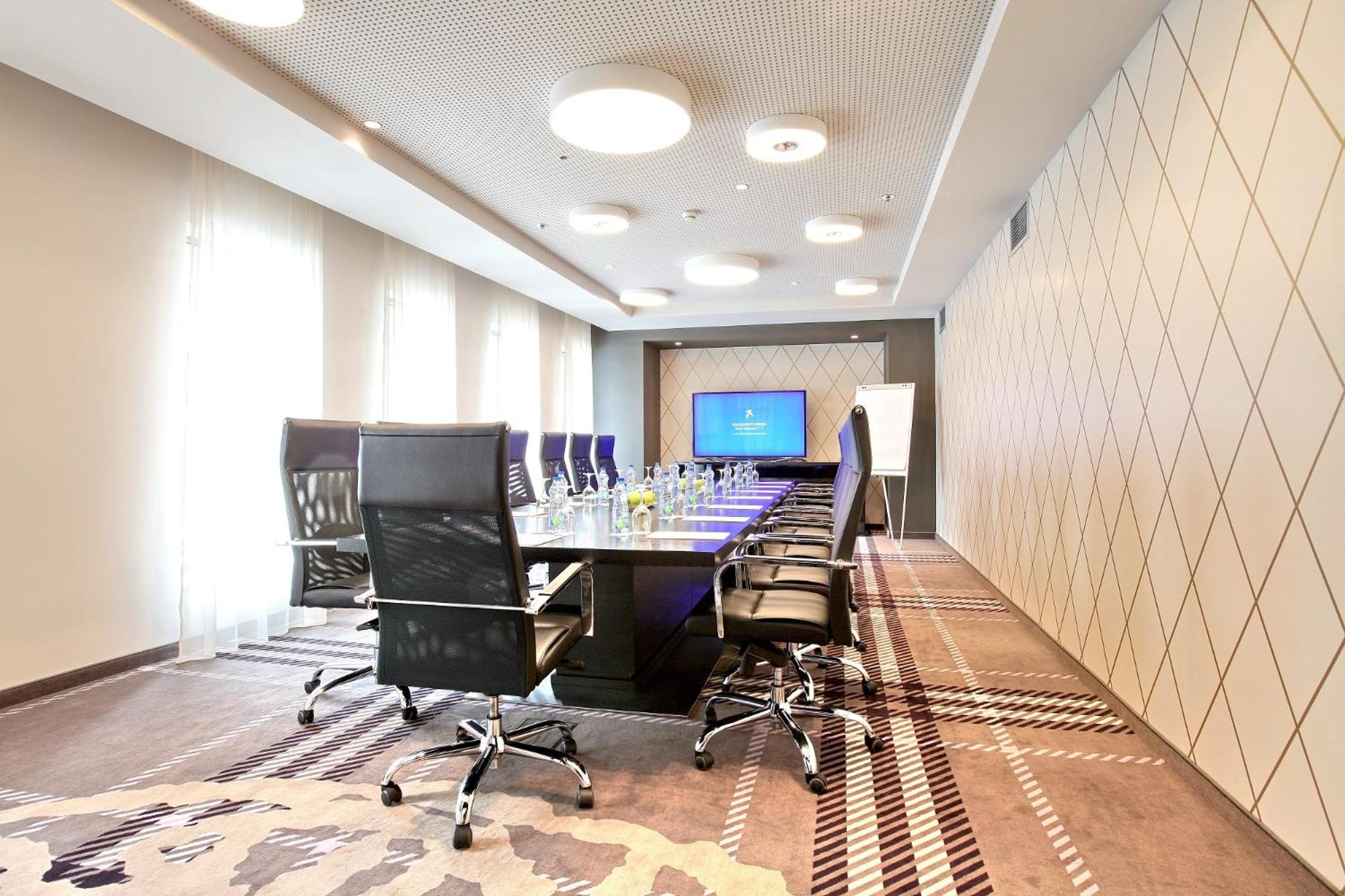 Zijin Hotel Belgrade