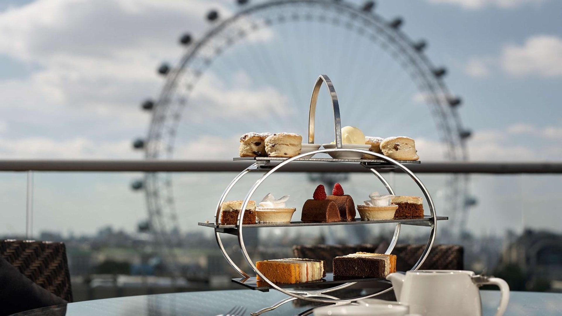 Park Plaza County Hall London