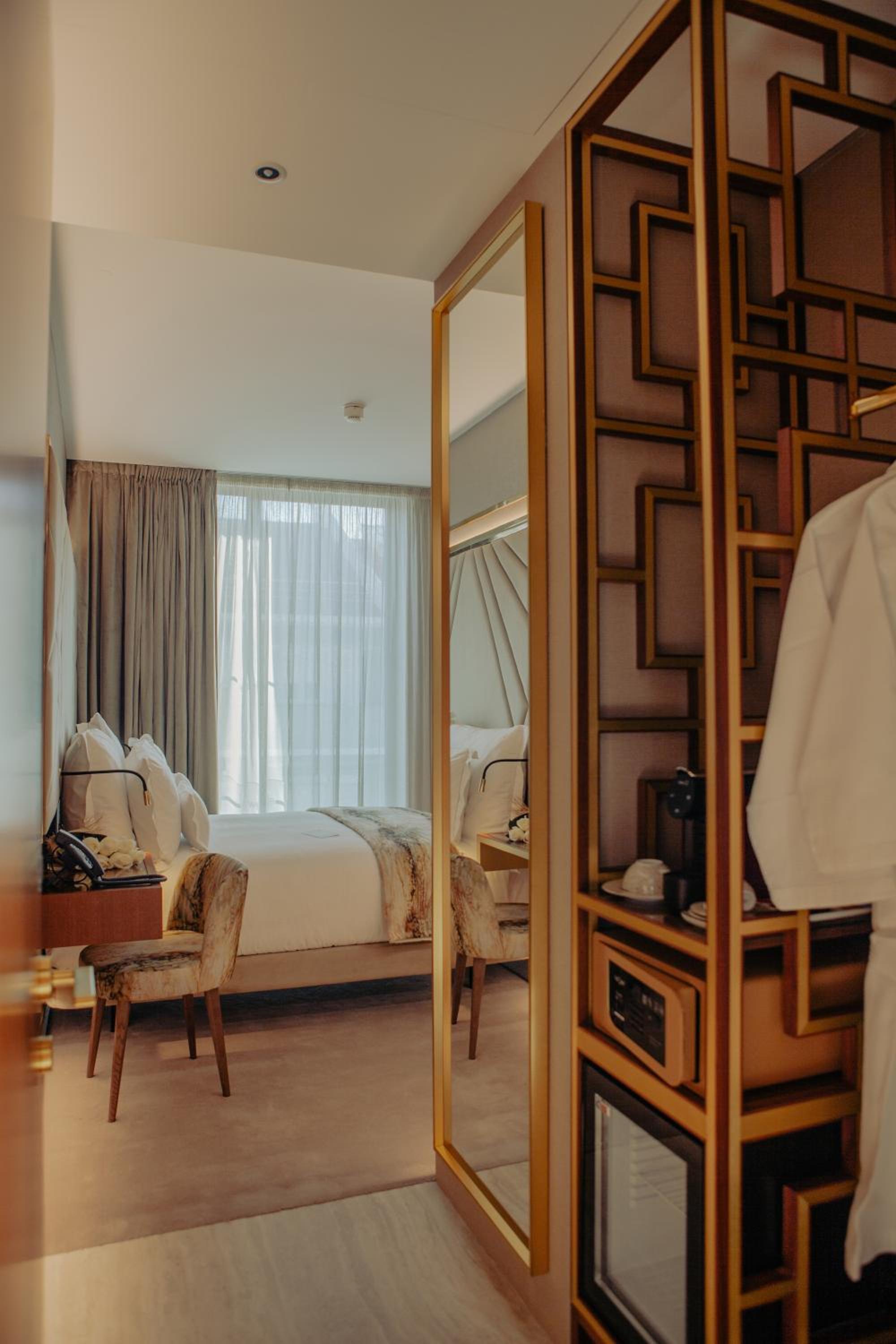 Wine & Books Lisboa Hotel