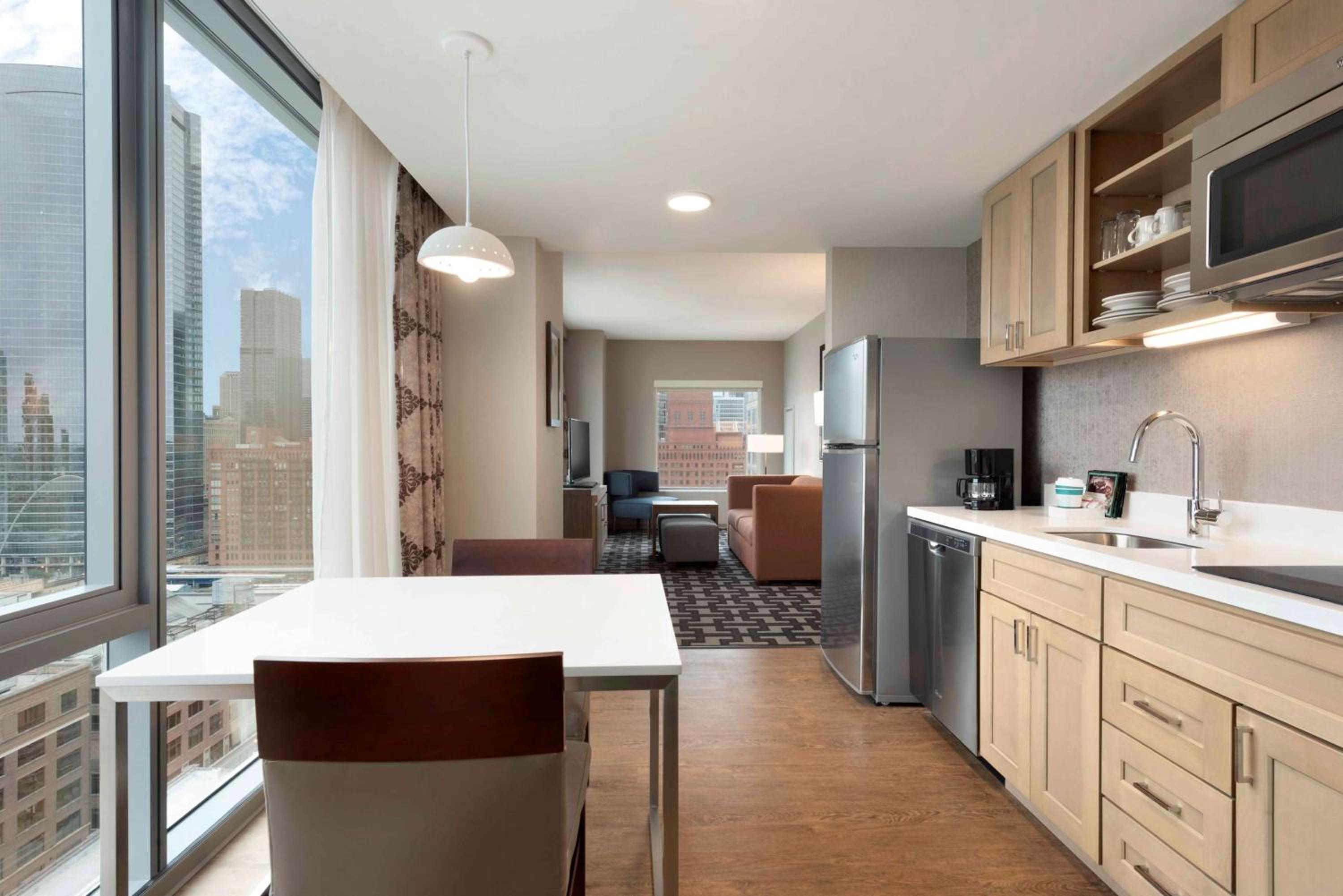 Homewood Suites by Hilton Chicago West Loop Fulton Mkt Area