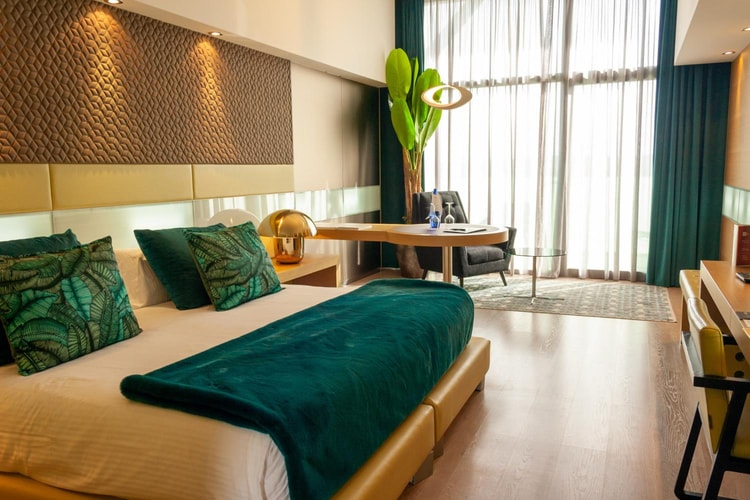 hotel room
