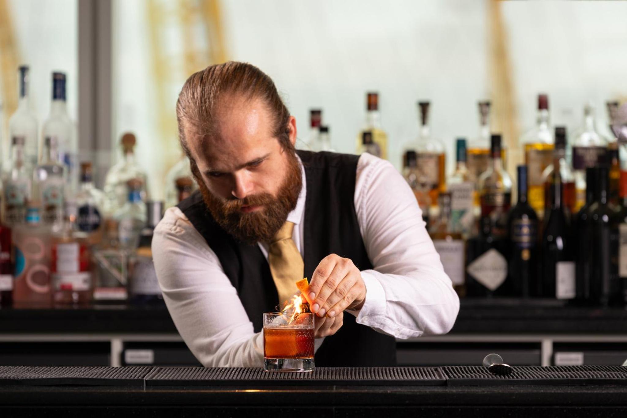 bar