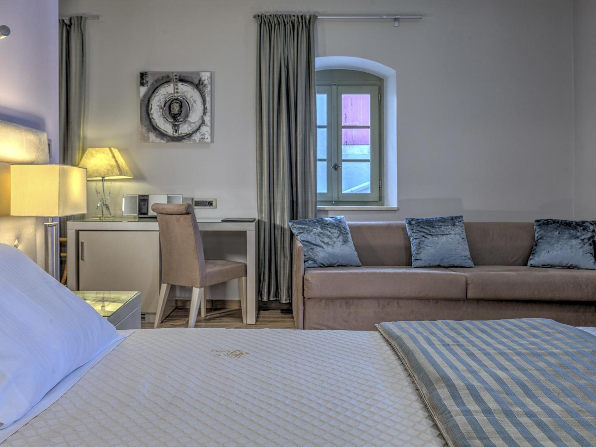 Fiscardonna Luxury Suites