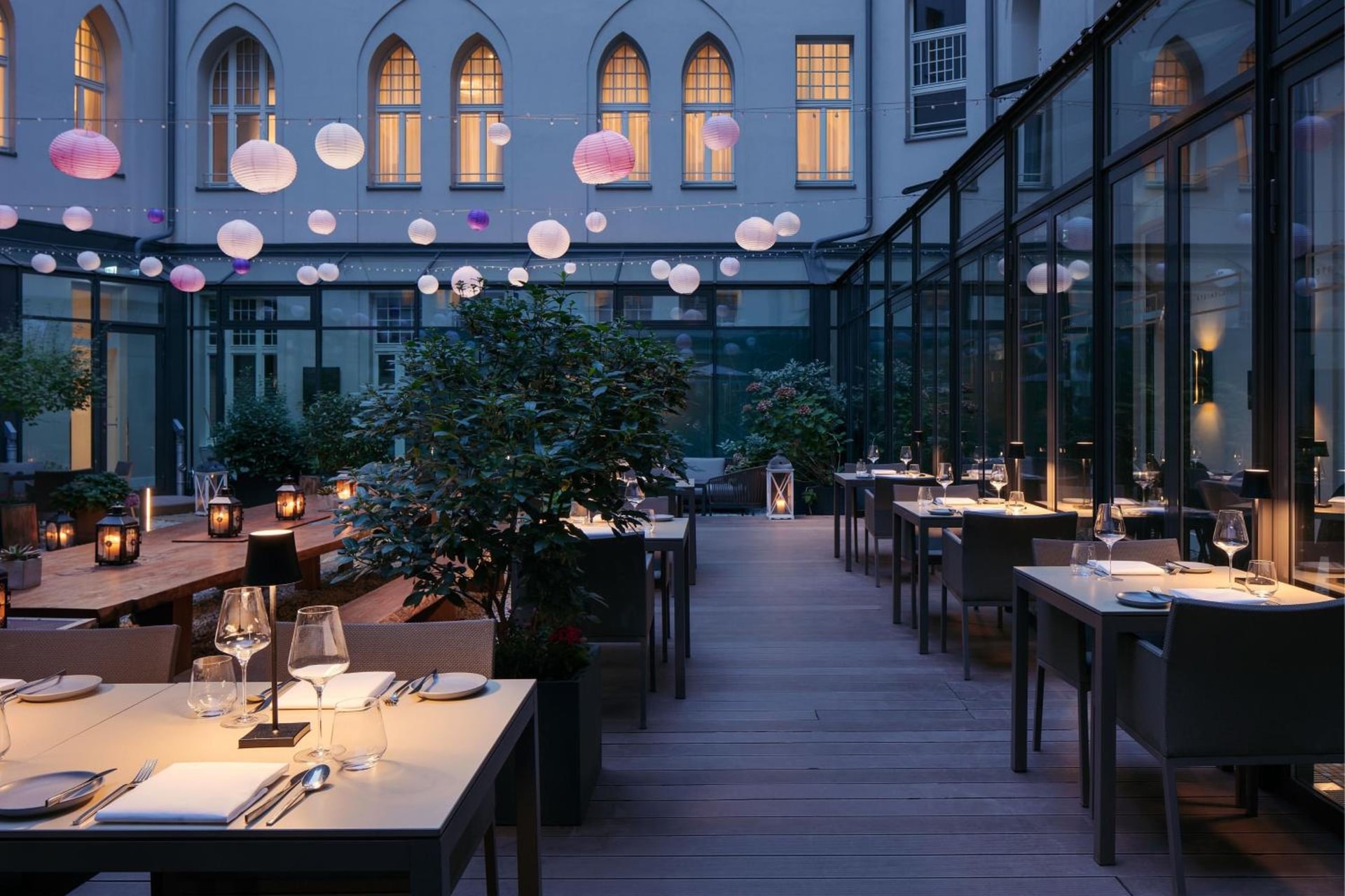 Roomers Berlin Steinplatz, Autograph Collection